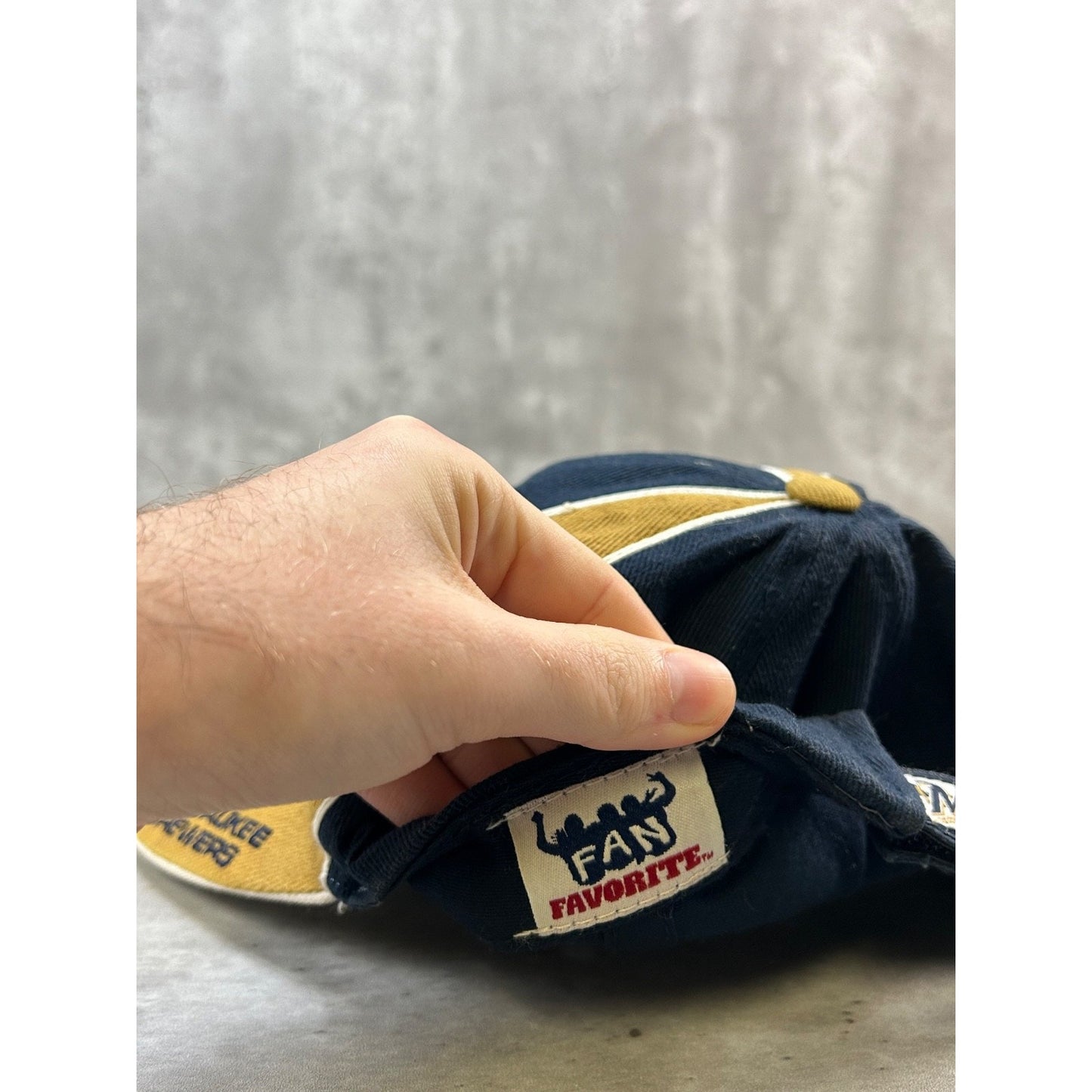 Vintage Milwaukee Brewers MLB Embroidered Logo Baseball Strapback Hat OSFA