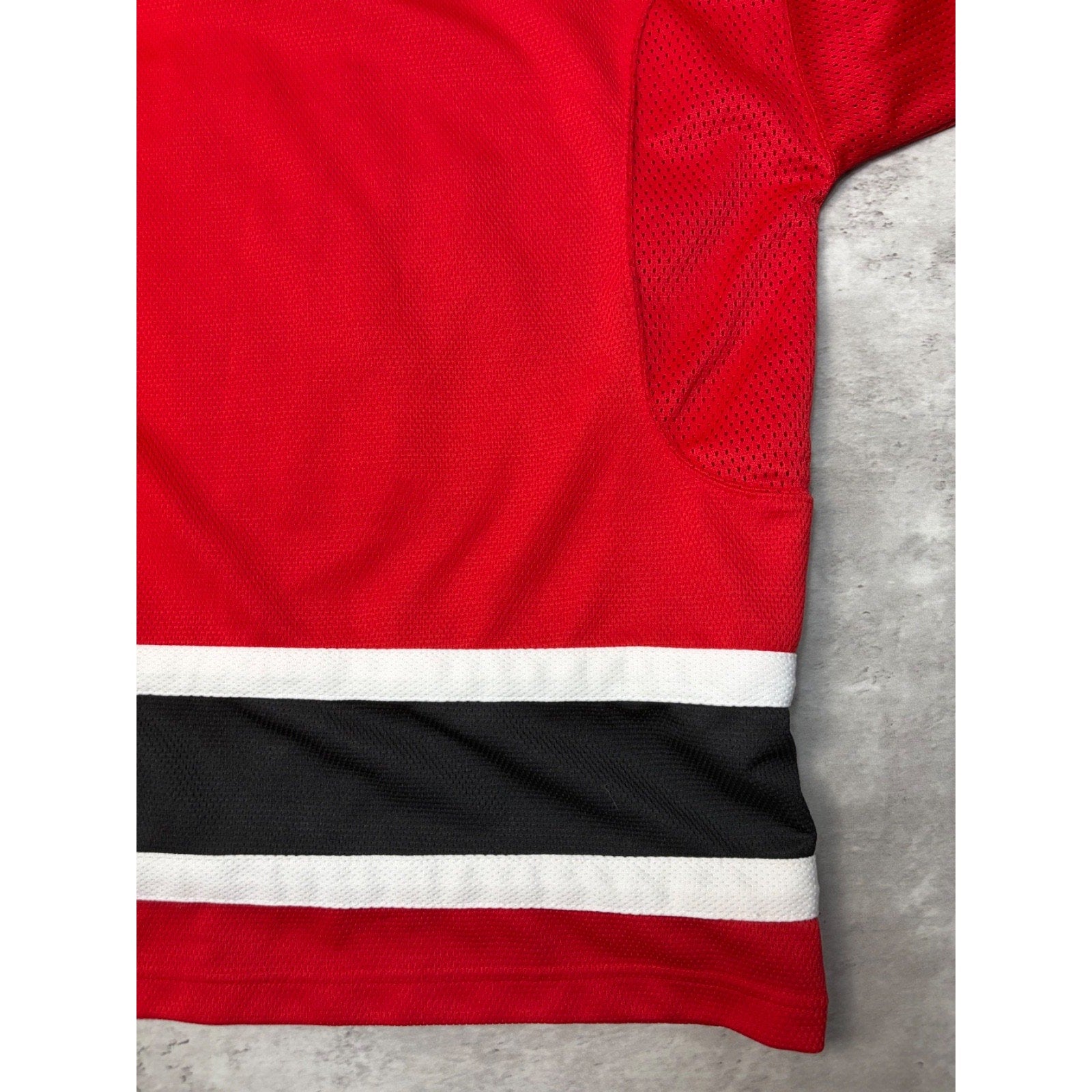 Vintage Team Canada Stitched Nike Hockey Jersey Size Medium