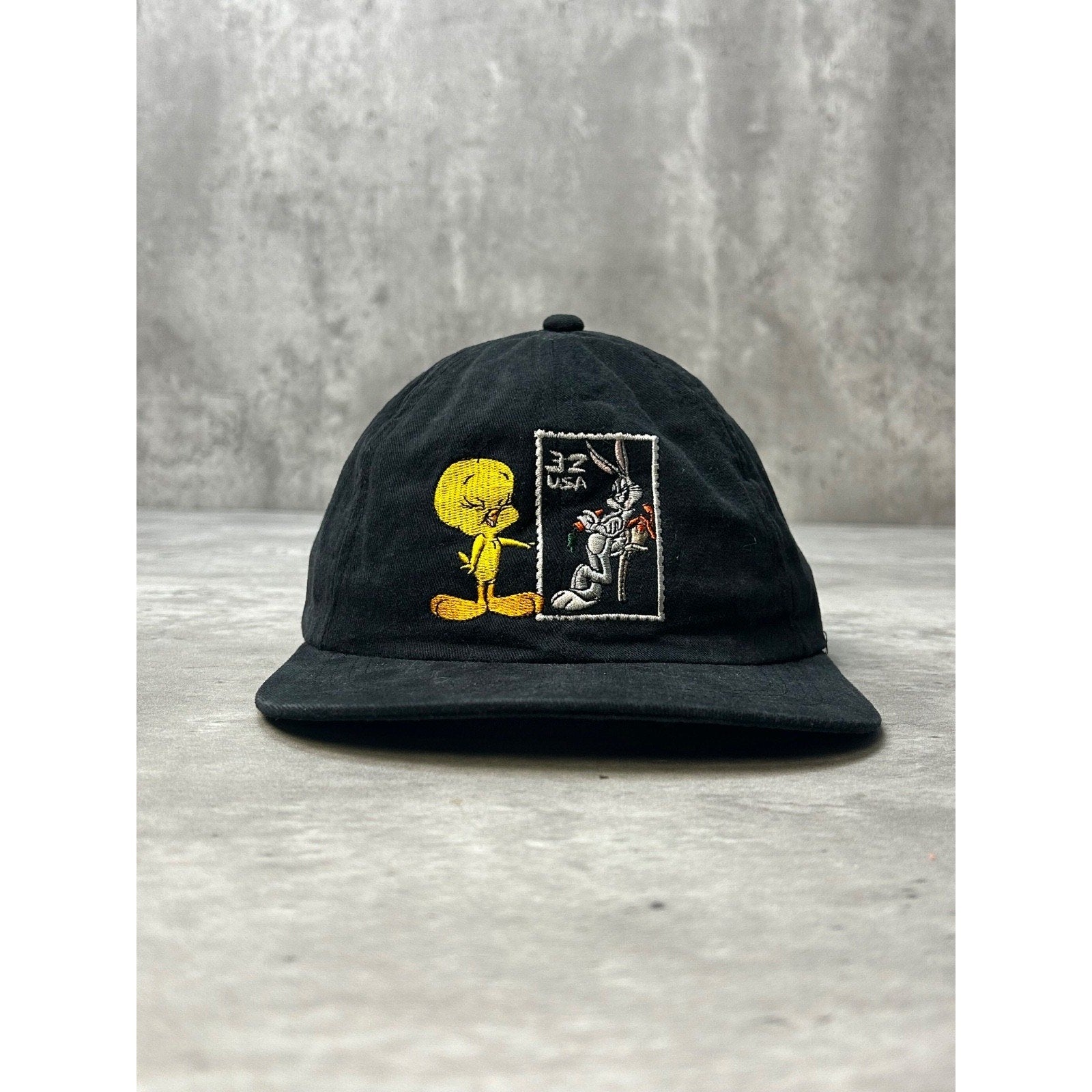 Vintage 1997 Looney Tunes Embroidered Cartoon Character Snapback Hat OSFA