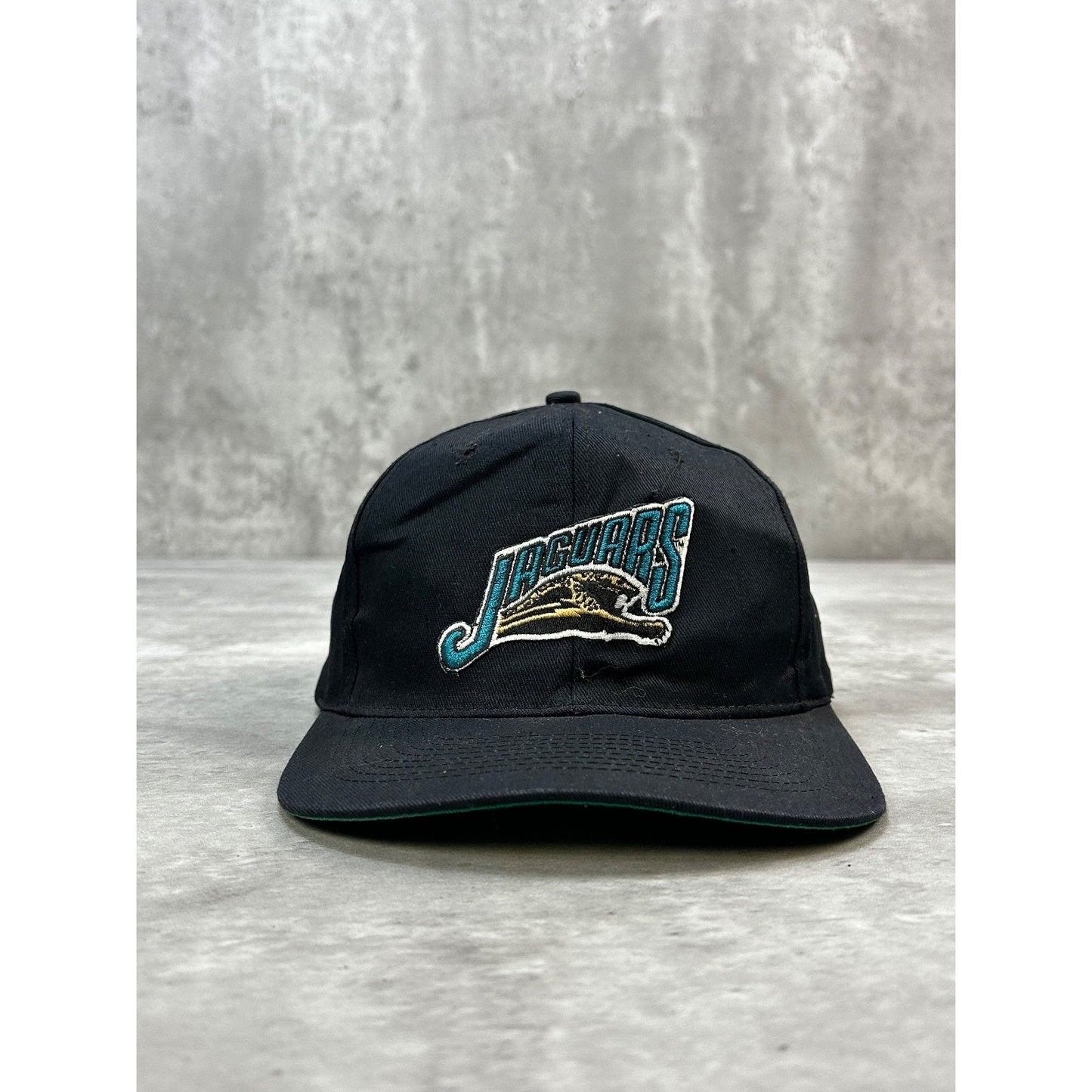 Vintage 1993 Jacksonville Jaguars NFL Embroidered Banned Logo Snapback Hat OSFA