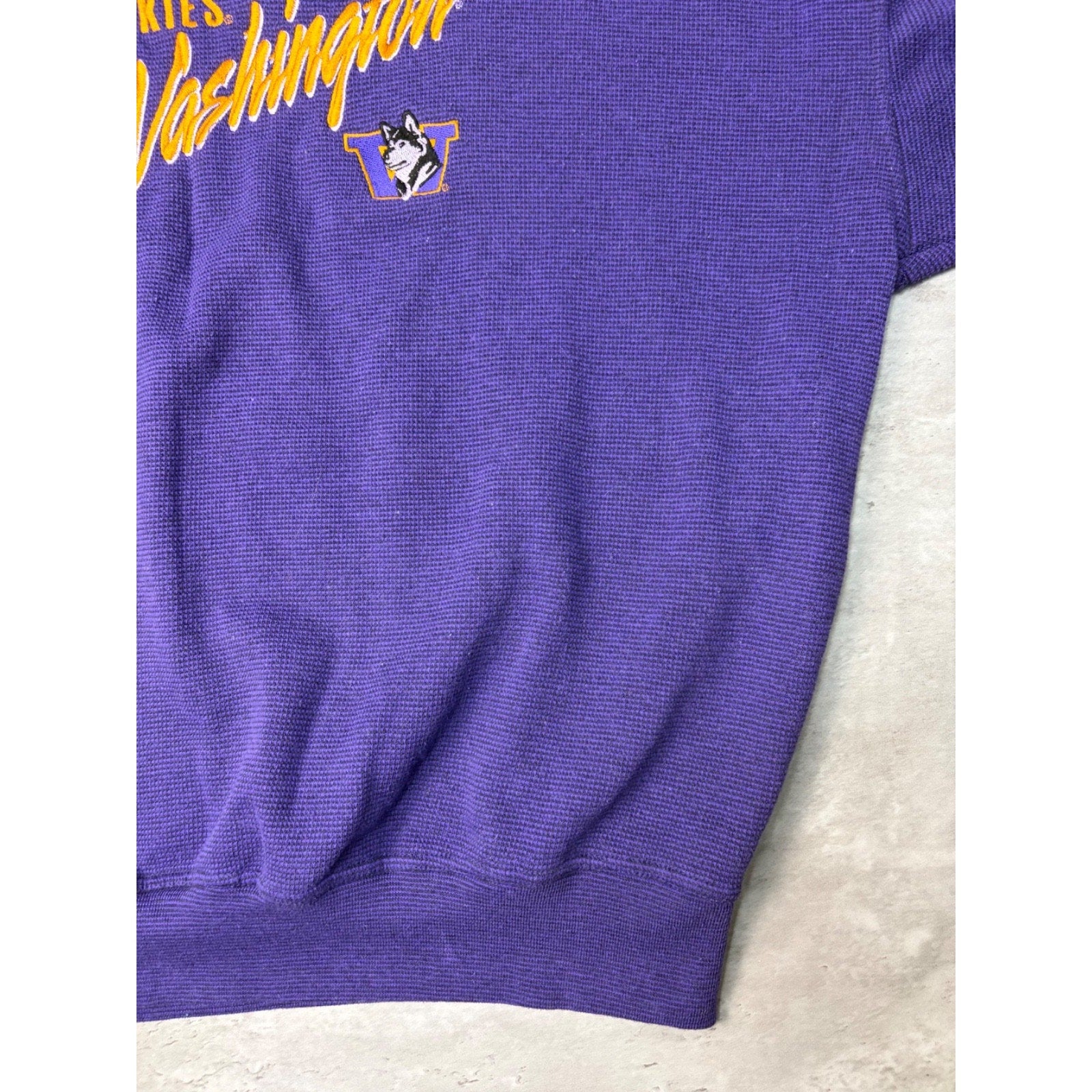 Vintage Washington Huskies NCAA Embroidered Crewneck Sweatshirt Size Large