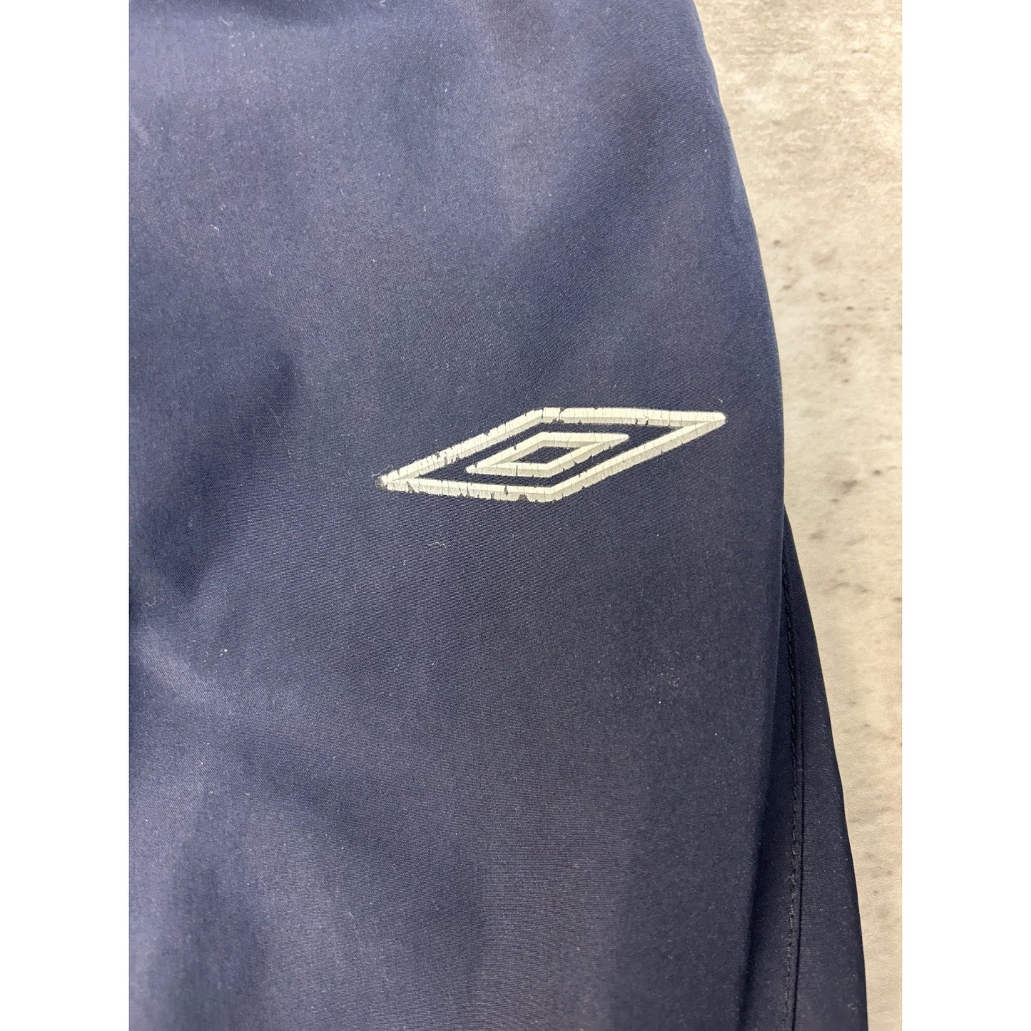 Vintage 90s England Soccer Embroidered Crest Umbro Nylon Track Pants Size XL