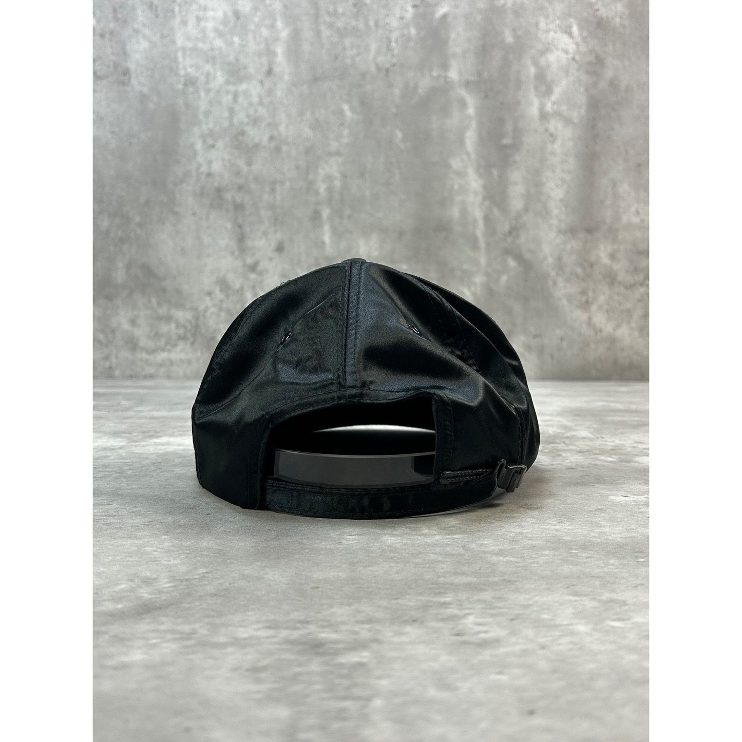 Vintage 90s Orlando Magic Embroidered Script Spellout Strapback Hat OSFA