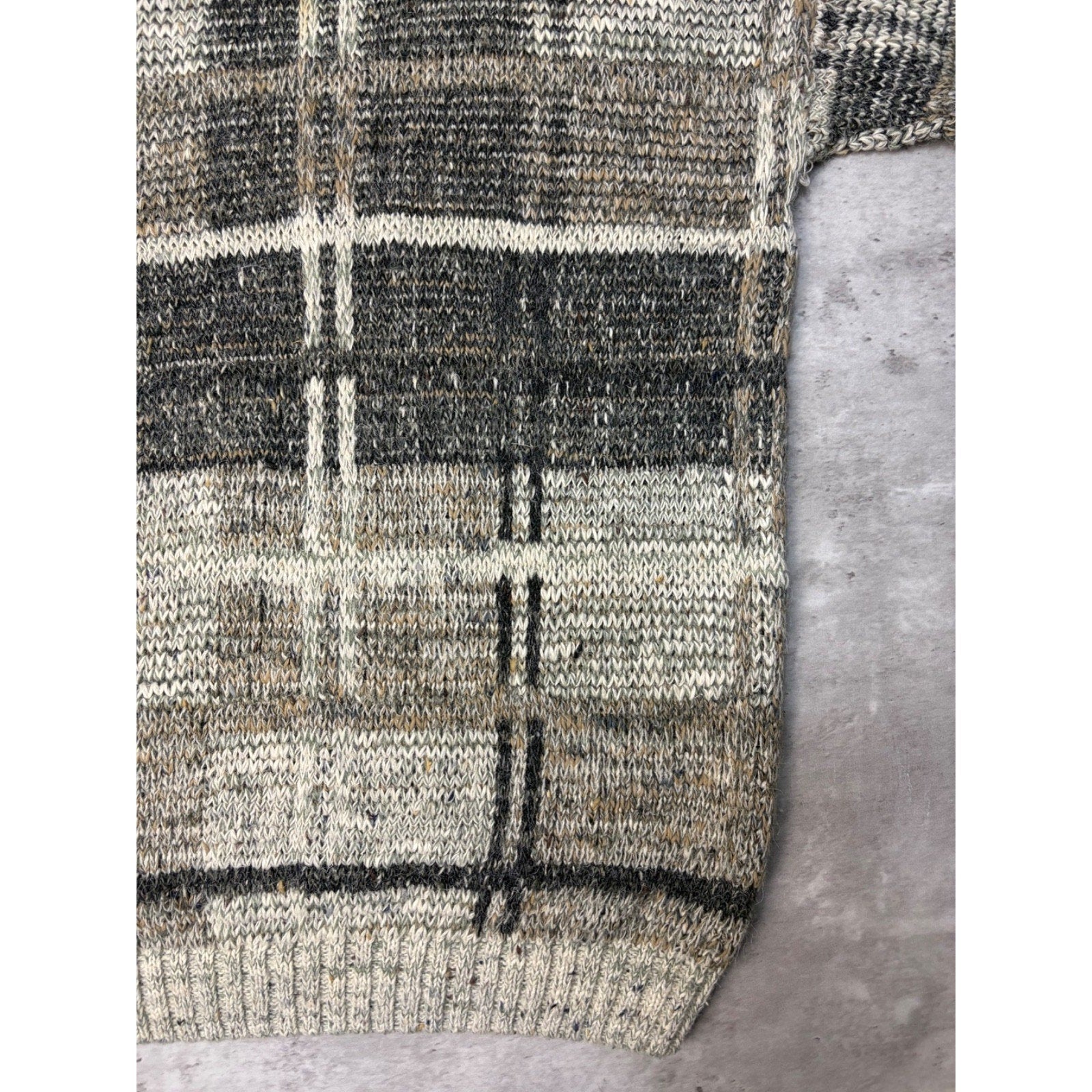 Vintage 90s Gant Plaid Print Pattern Pullover Knit Sweater Size Large