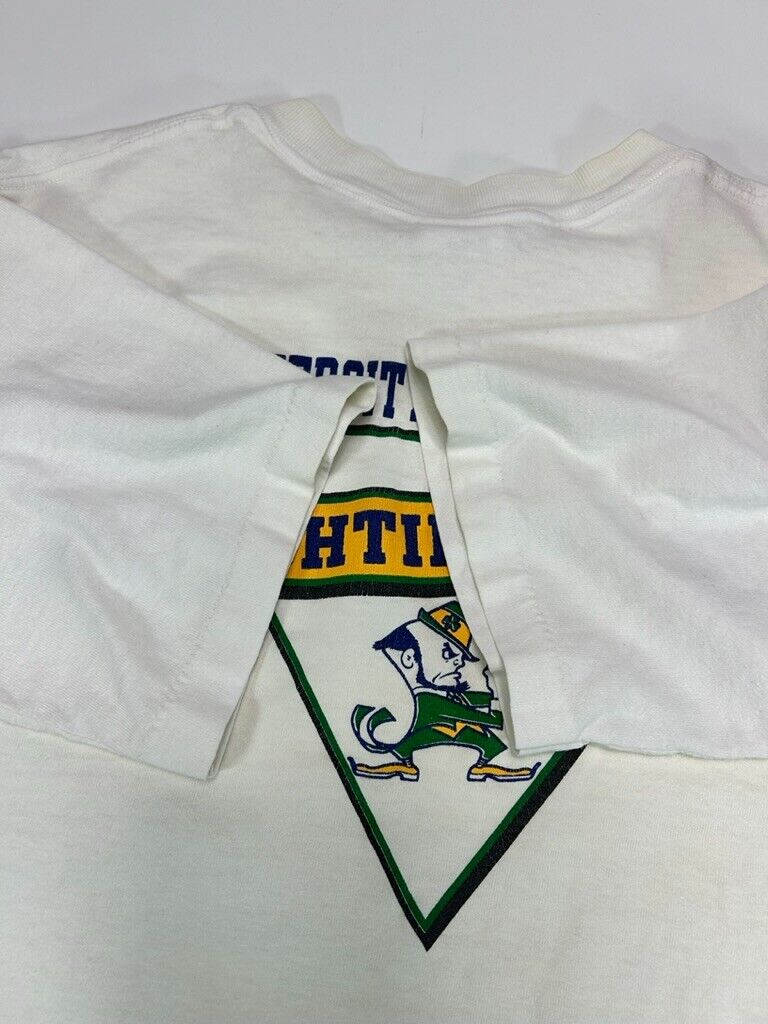 Vintage 90s Notre Dame Fightin Irish NCAA Mascot Graphic T-Shirt Size Large