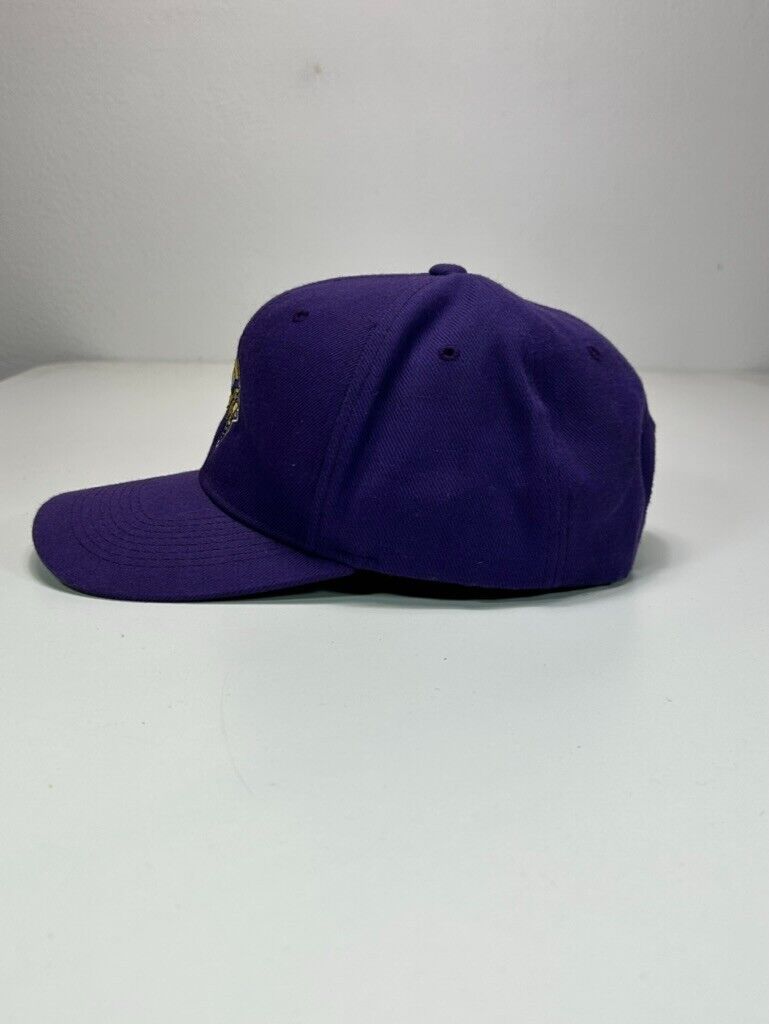 Vintage 90s Minnesota Vikings NFL Embroidered Logo Snapback Hat OSFA