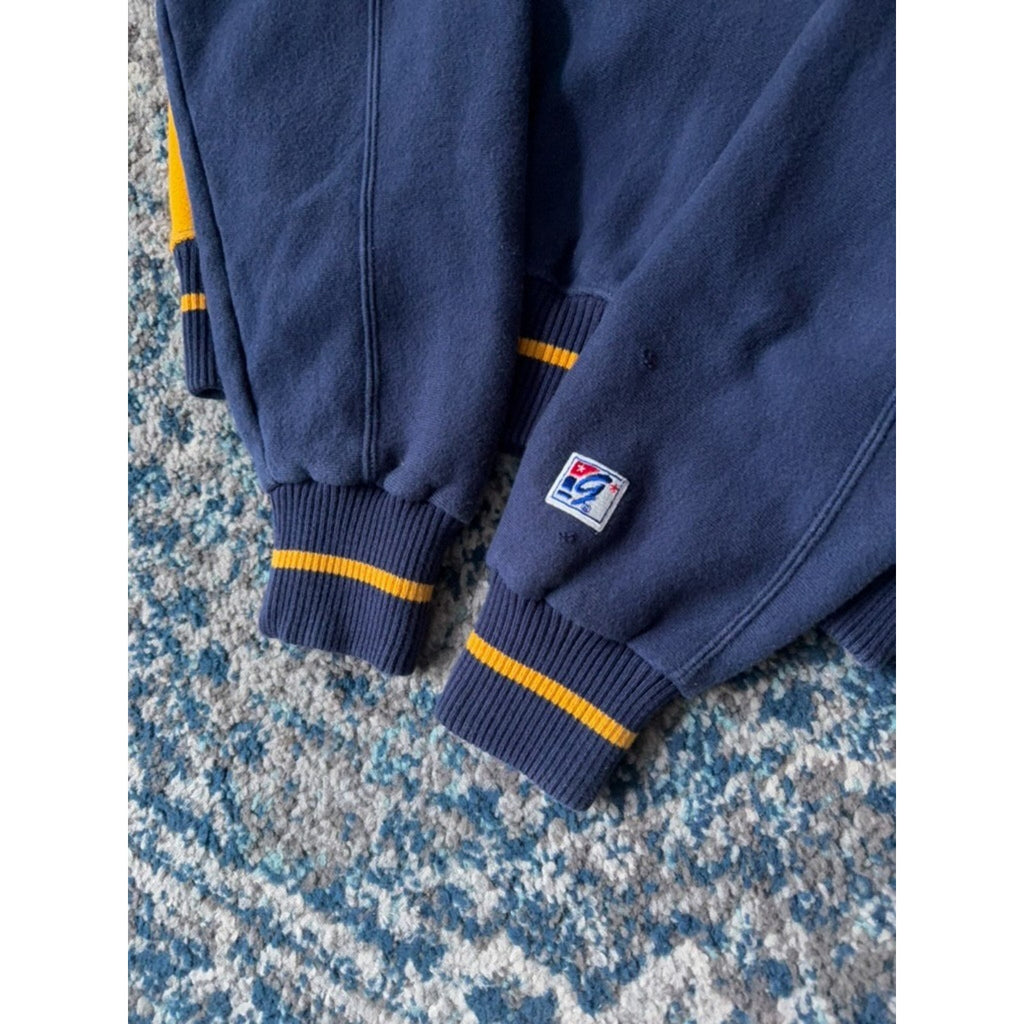 Vintage Notre Dame Fighting Irish NCAA Embroidered Logo Sweatshirt Size XL