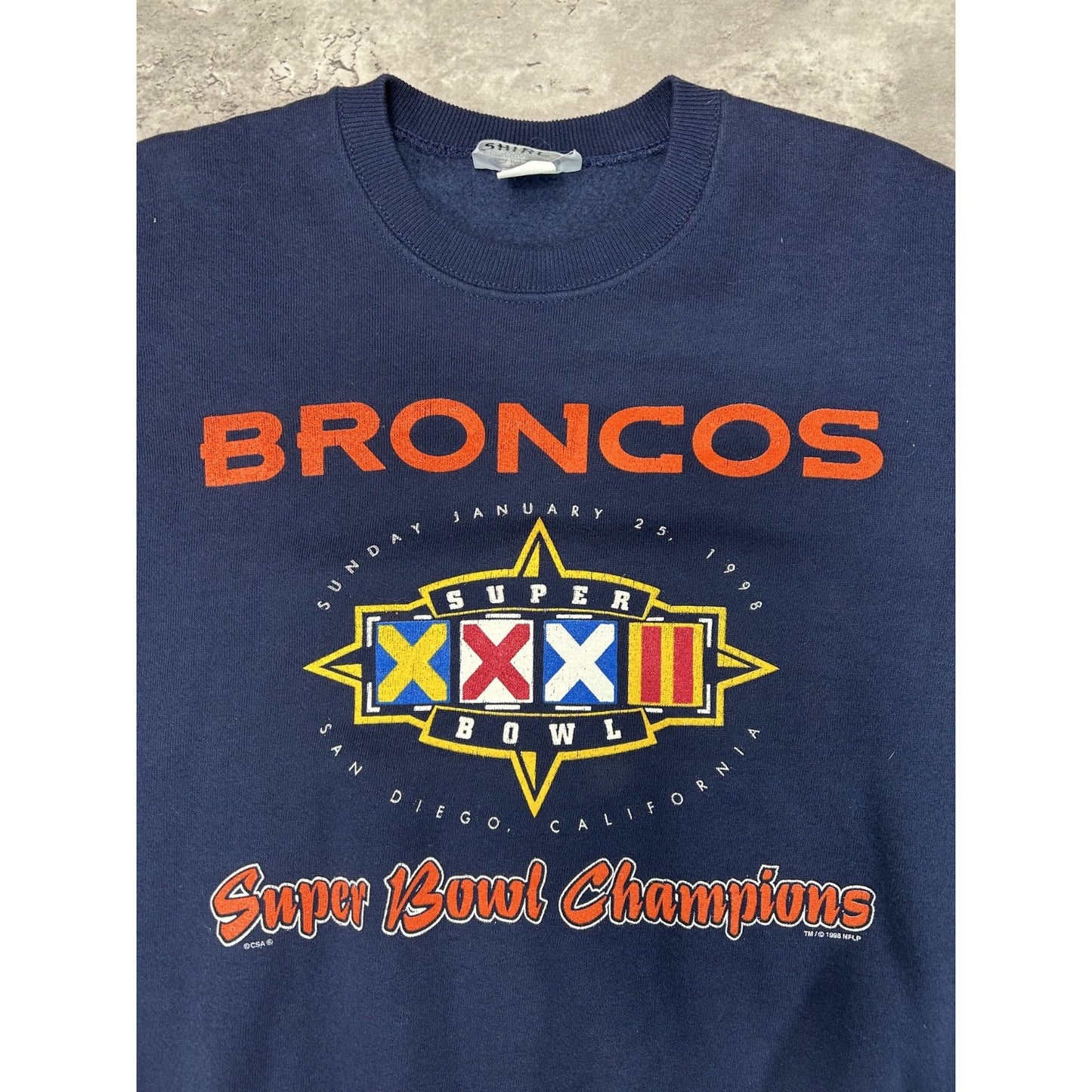 Vintage 1998 Denver Broncos NFL Super Bowl Champs Graphic Sweatshirt Size Medium