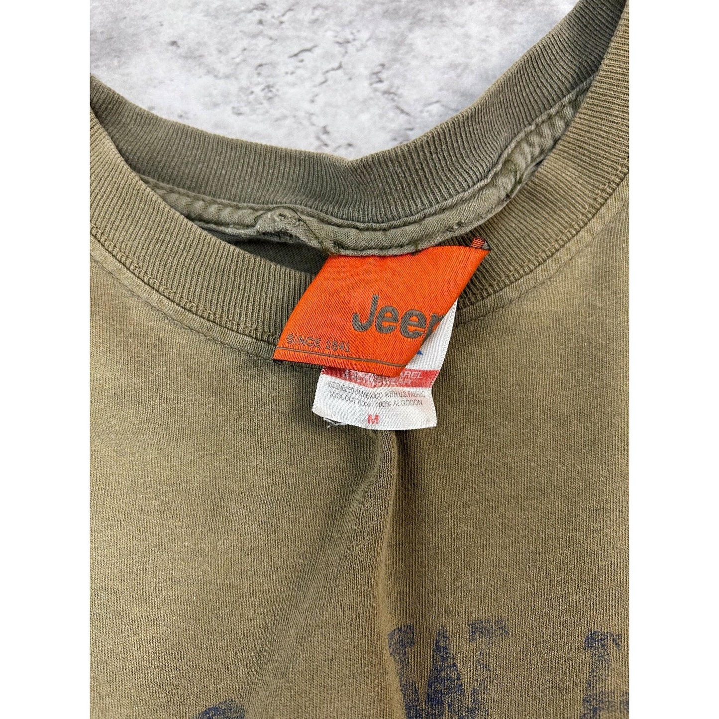 Vintage Jeep Four Wheel Drive Graphic Spellout Car T-Shirt Size Medium Green