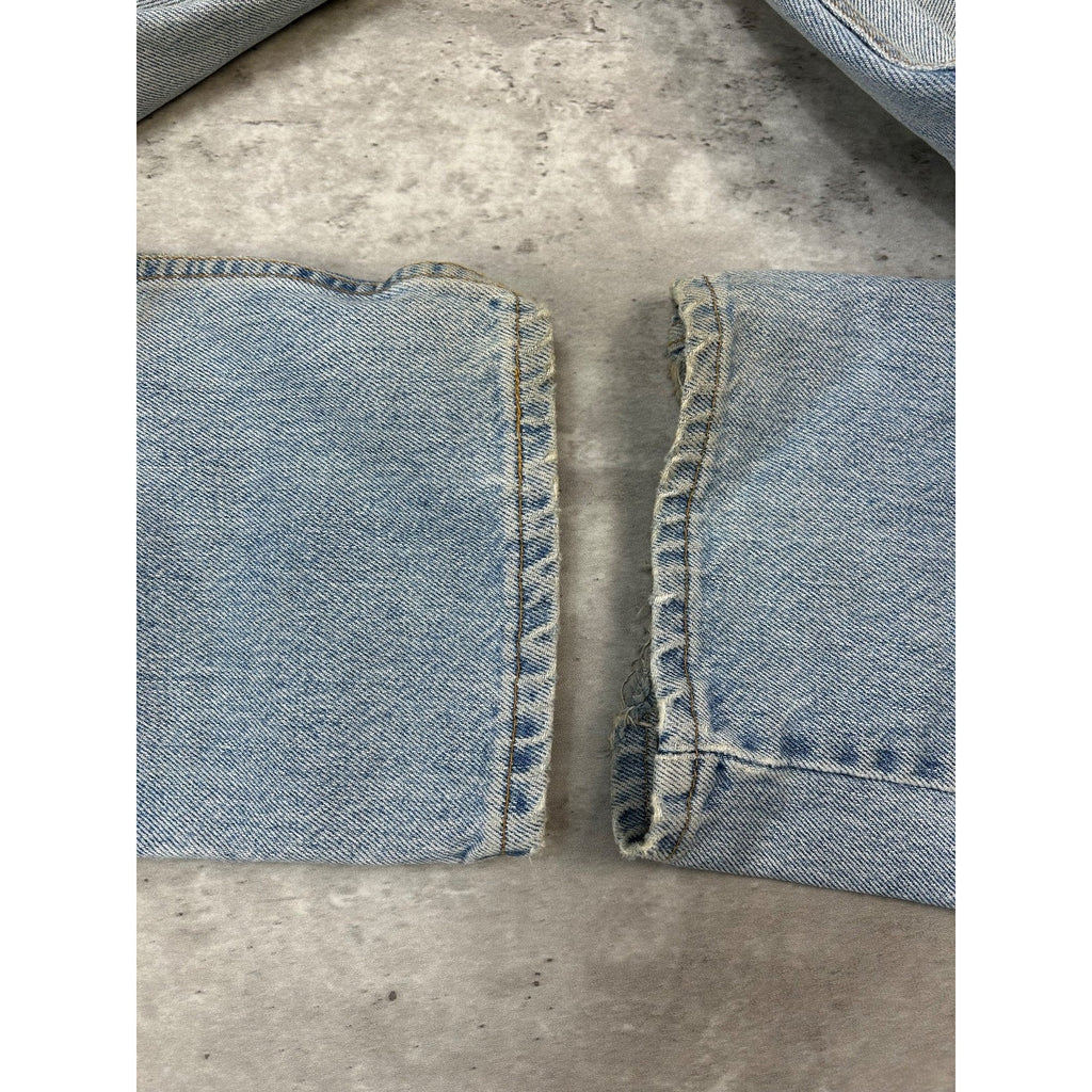 Vintage 90s Levis 550 Red Tab Light Wash Denim Pants Size 32 Blue