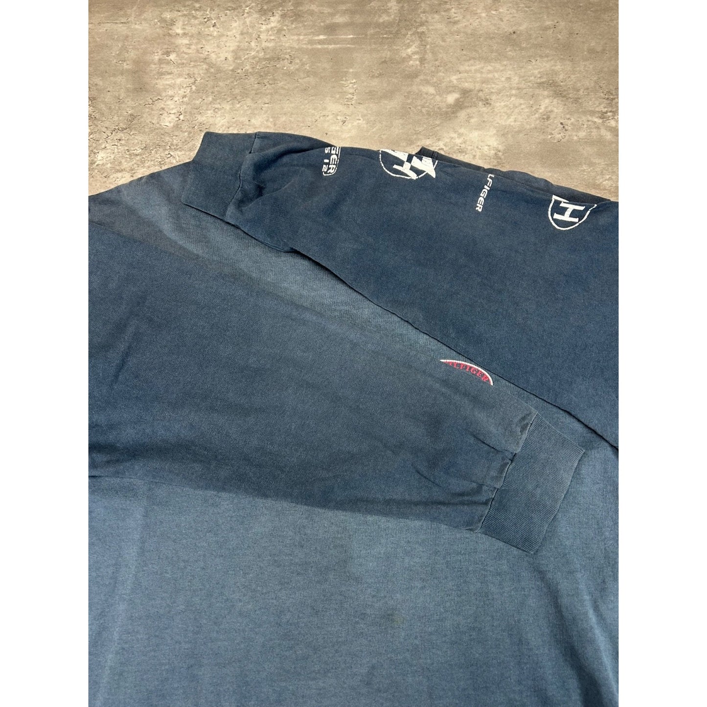 Vintage 90s Tommy Hilfiger US12 Sailing Graphic Long Sleeve T-Shirt Size Large