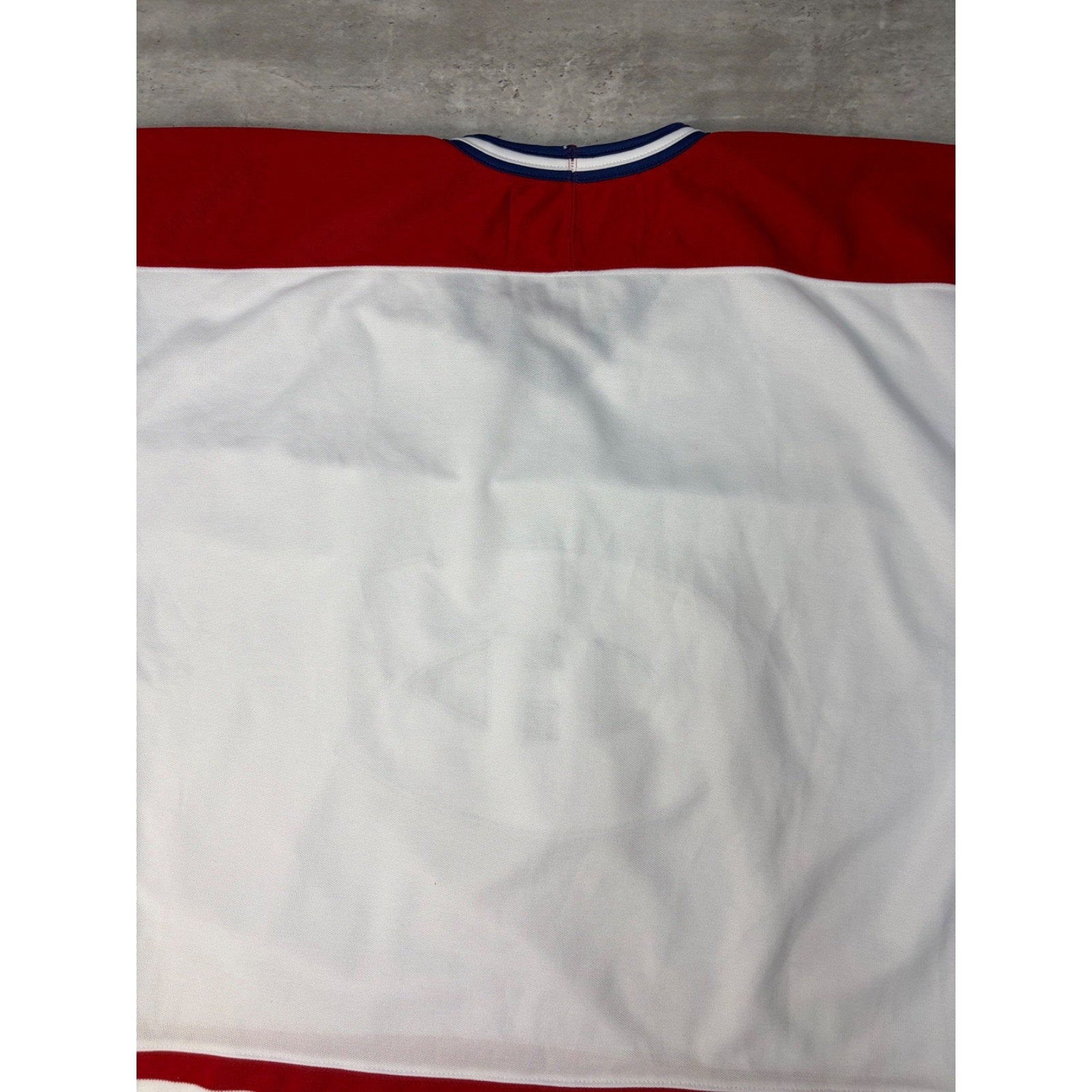 Vintage 90s Montreal Canadiens NHL Pro Player Hockey Jersey Size Large