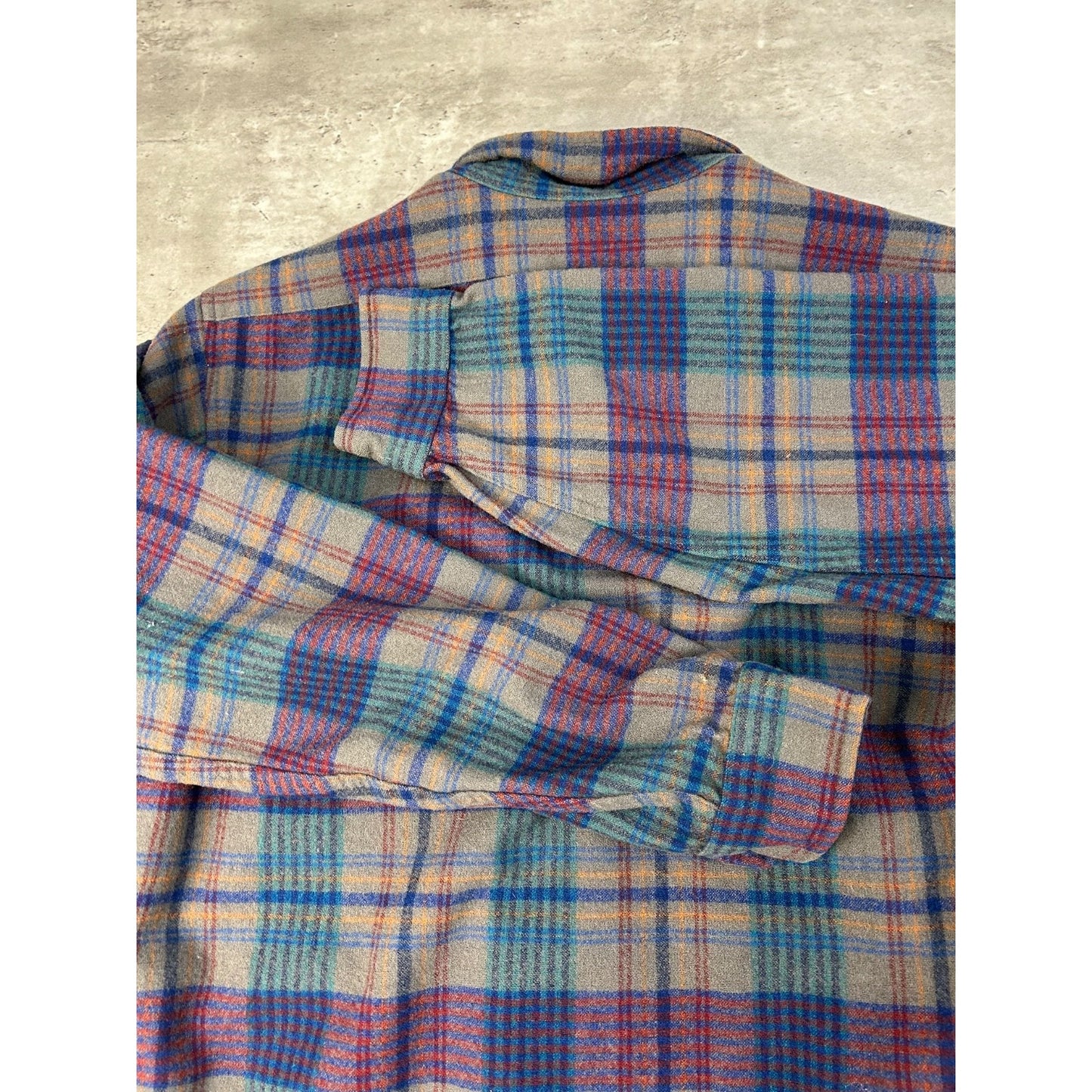Vintage 90s Pendleton Plaid Print Long Sleeve Button Up Shirt Size Medium