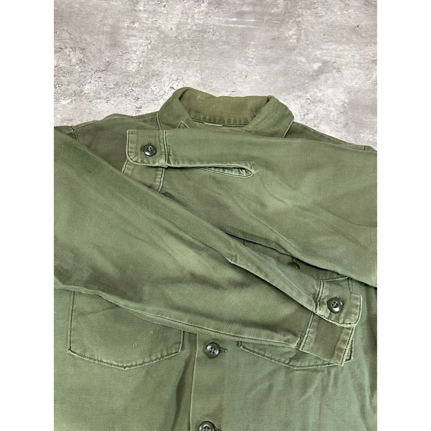 Vintage 1960s/1970s US Army OG 107 Military Long Sleeve Button Up Shirt Sz XL