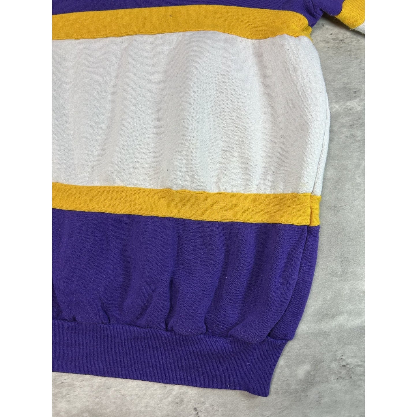 Vintage 80s Los Angeles Lakers NBA SPellout Graphic Collared Sweatshirt Sz Large