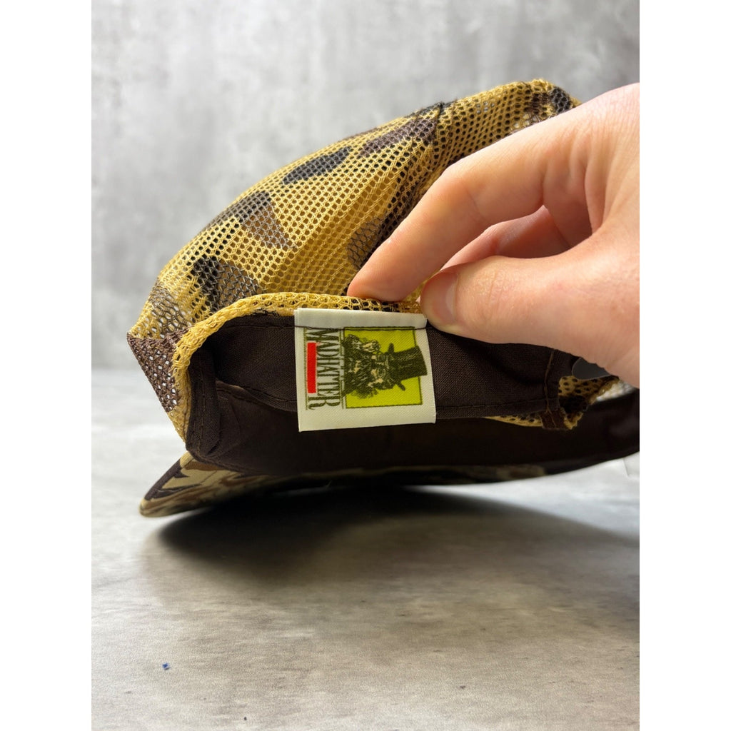 Vintage 80s Bow For It Dan Neebe Archery Two Tone Trucker Snapback Hat OSFA