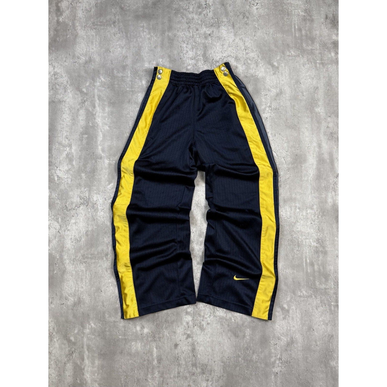 Vintage 2000s Nike Embroidered Swoosh Nylon Tearaway Pants Size Large YOUTH