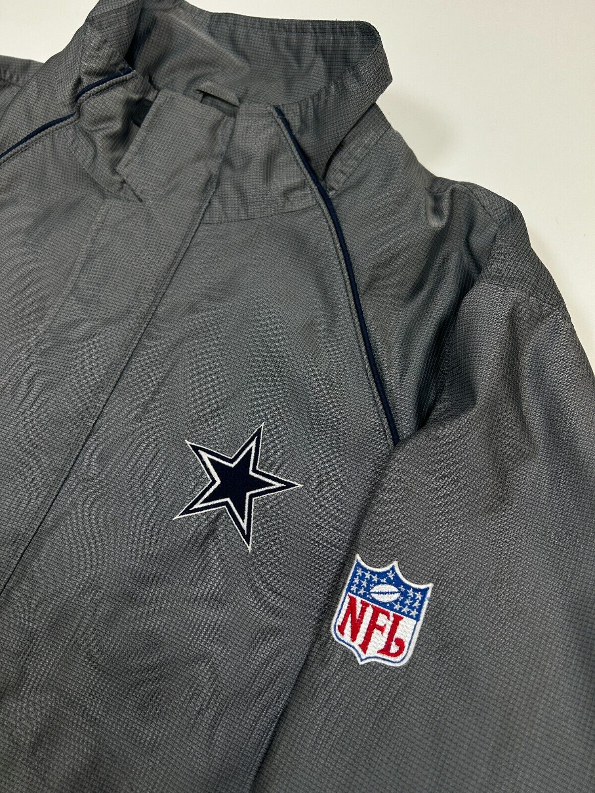 Vintage Y2K Dallas Cowboys NFL On Field Nylon Reebok Windbreaker Jacket Size XL