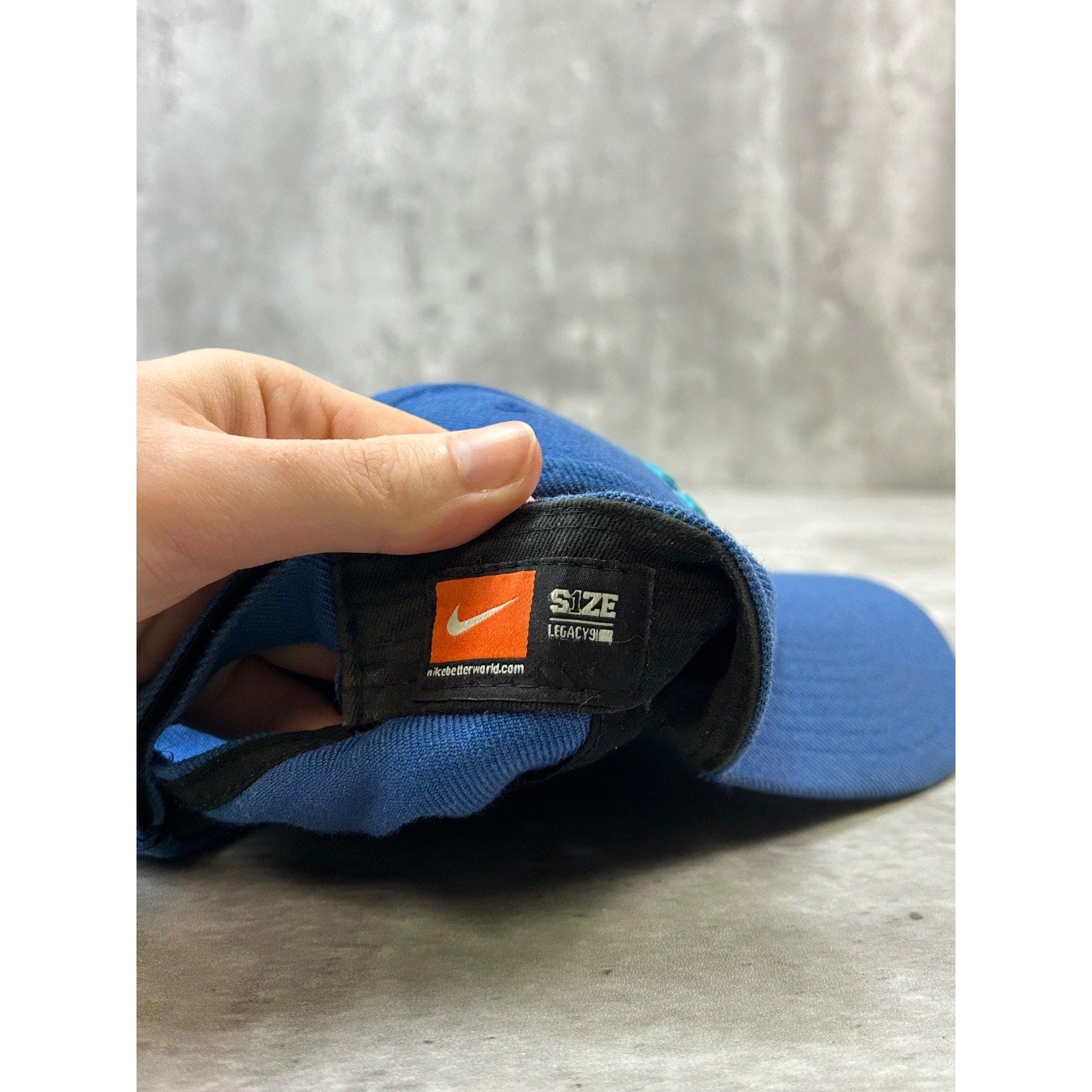 Vintage 2000s Nike Embroidered Spellout Two Tone Strapback Hat OSFA