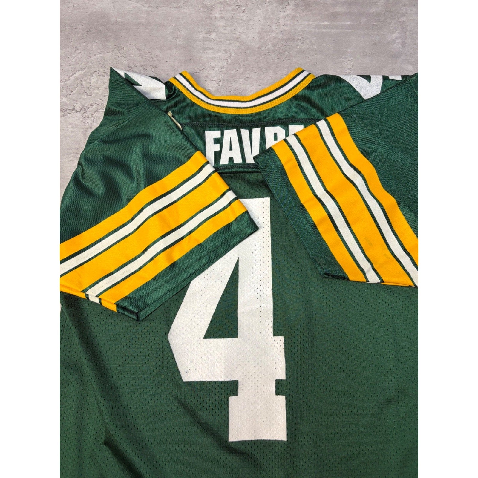 Vintage Brett Favre #4 Green Bay Packers NFL Football Jersey Size Large YOUTH