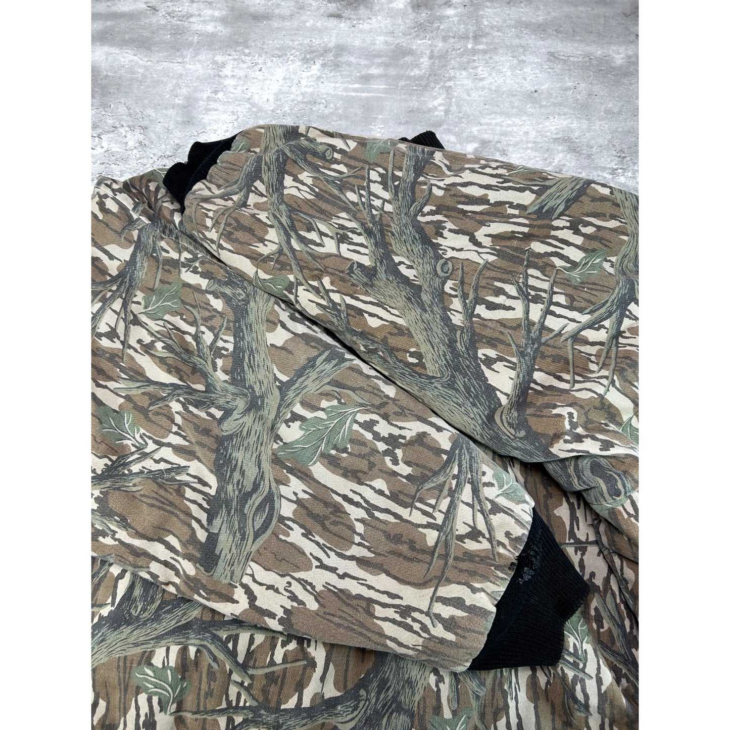 Vintage 90s Mossy Oak Tree Camo Hunting Bomber Jacket Size XL