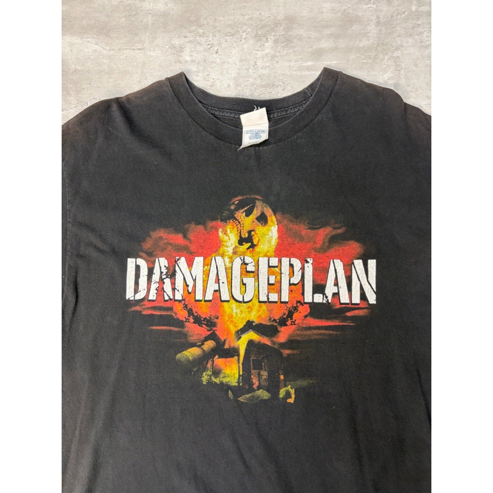 Vintage 2004 Damage Plan Heavy Metal Spellout Graphic Band T-Shirt Size Large