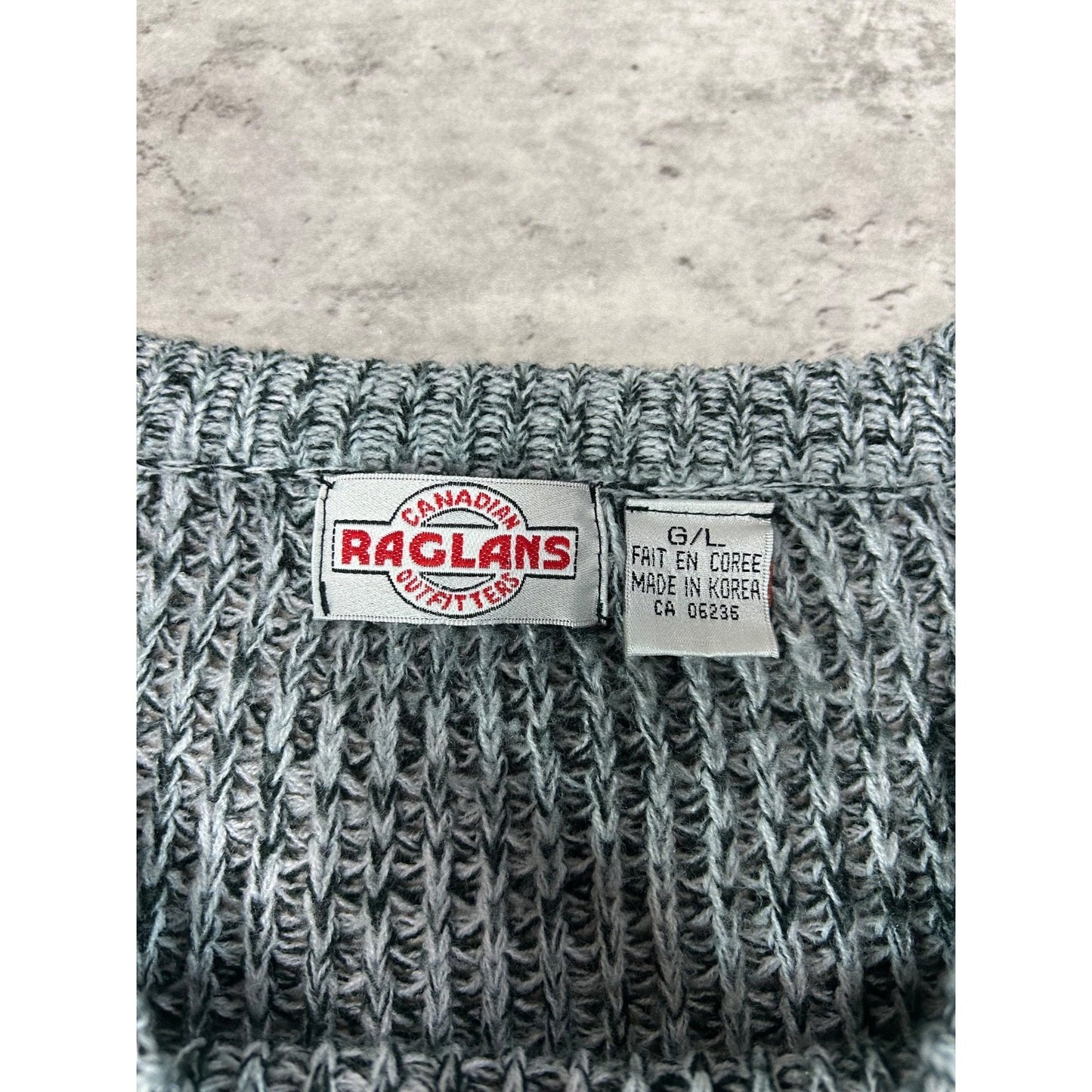 Vintage 80s/90s Raglans Outfitters Pullover Knit Sweater Size Large Grey