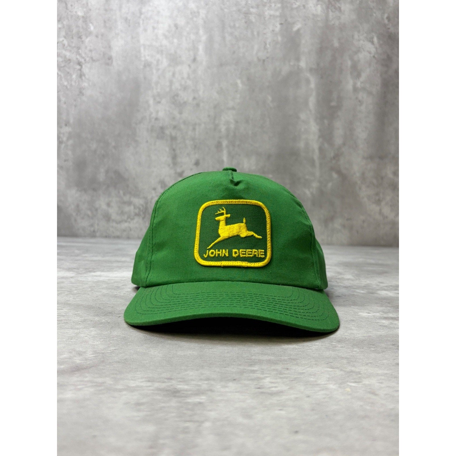 Vintage 80s/90s John Deere Embroidered Logo Green Snapback Hat OSFA