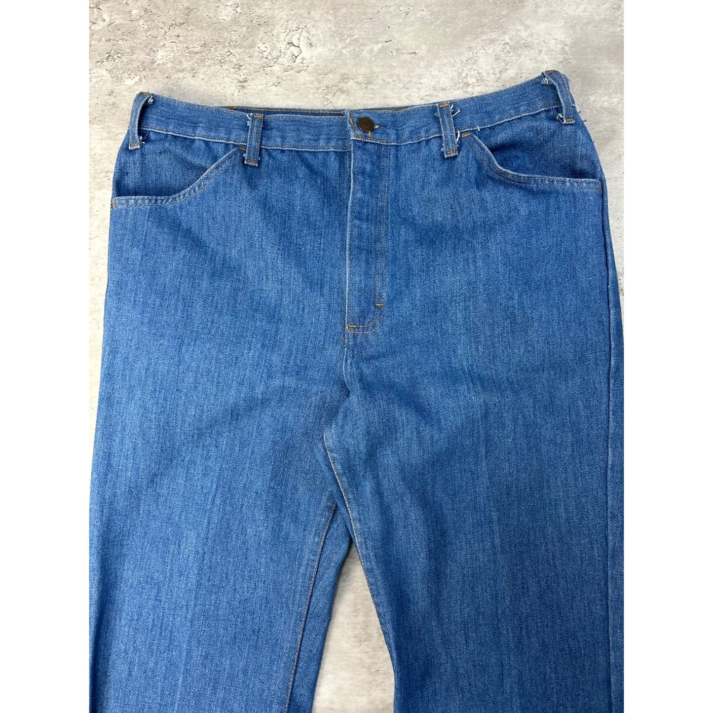 Vintage 1970s Medium Wash Straight Fit Denim Pants Size 35