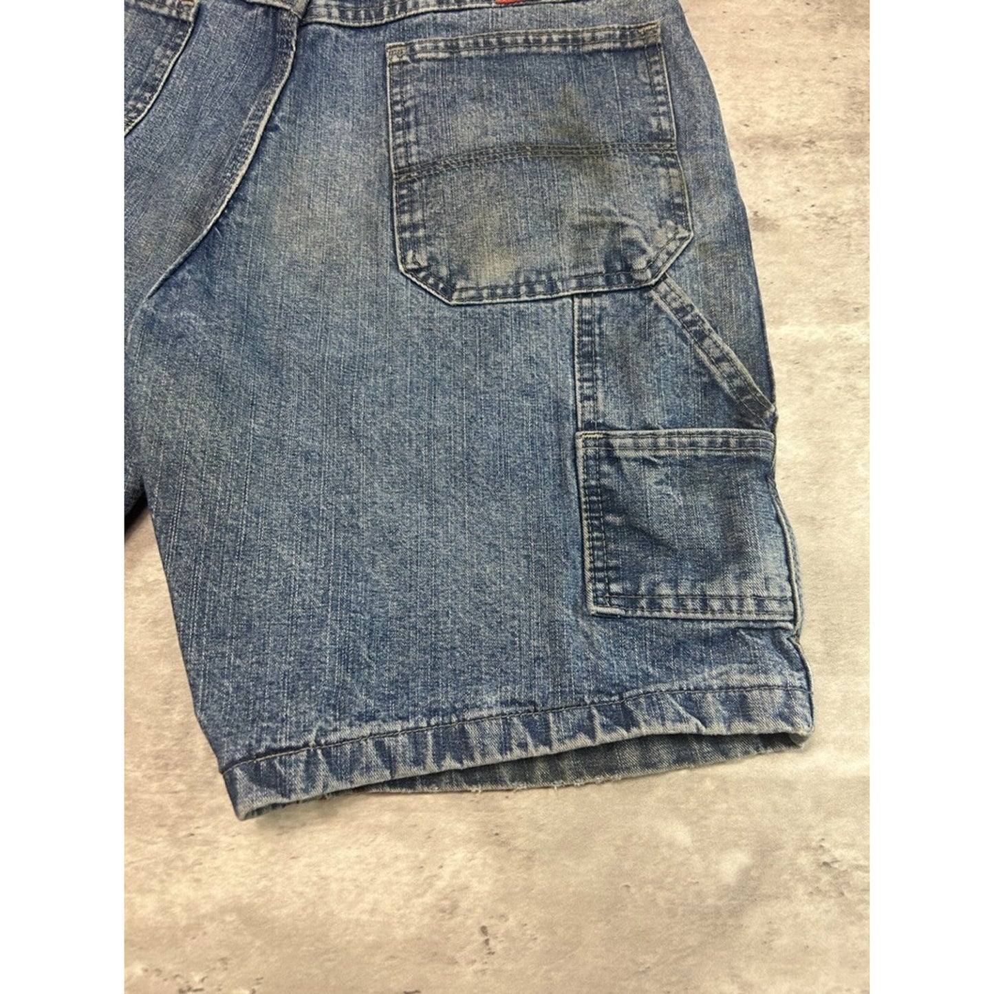 Vintage Wrangler Medium Wash Denim Workwear Carpenter Shorts Size 32 Blue