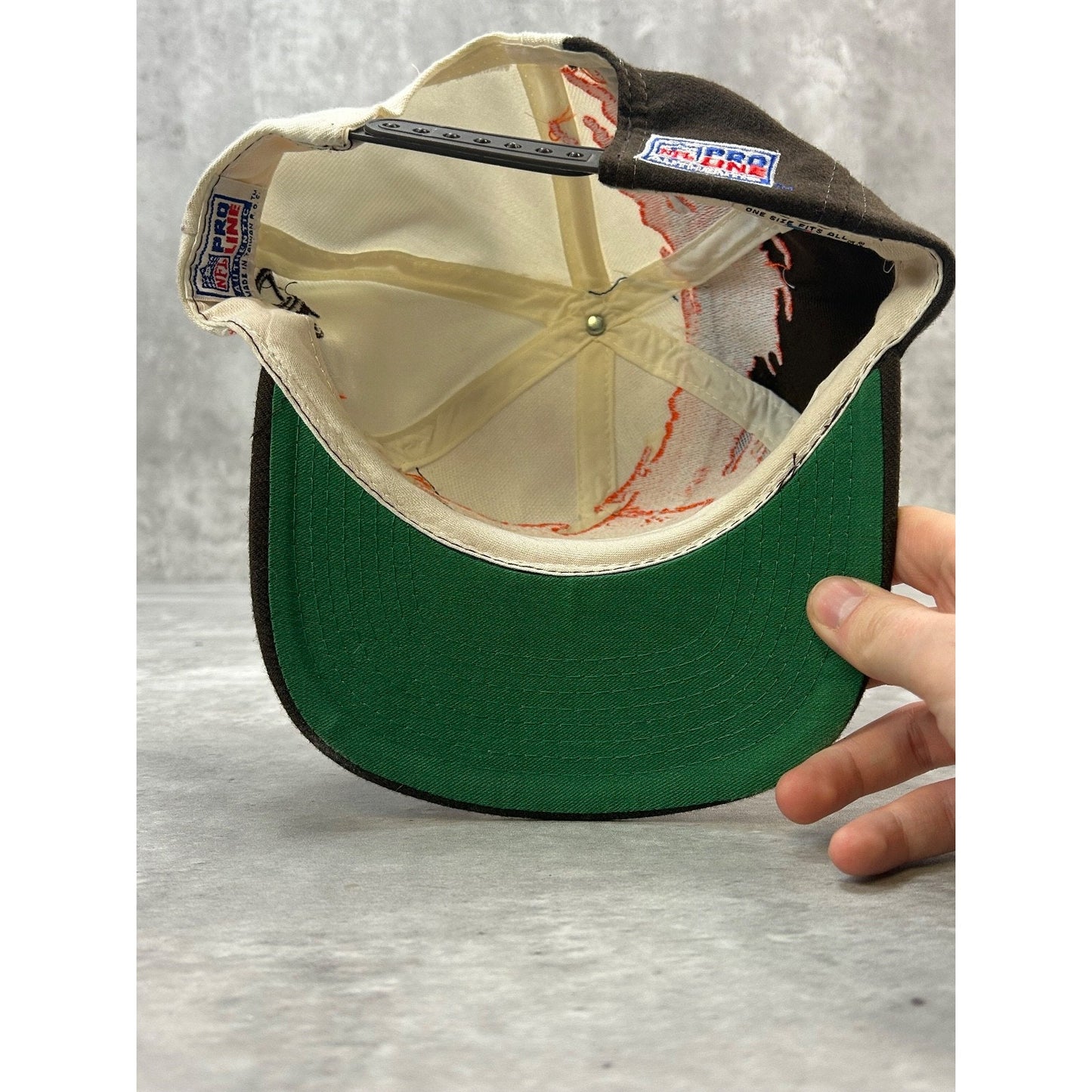 Vintage 90s Cleveland Browns NFL Logo Athletic Splash Snapback Hat OSFA