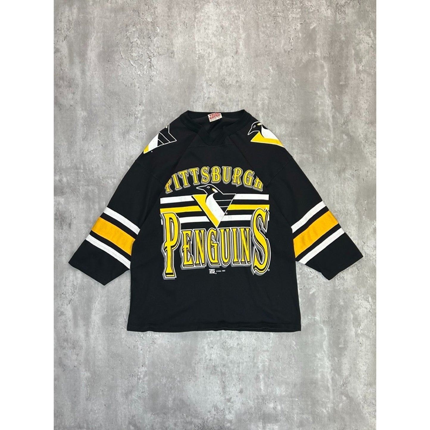 Vintage 90s Pittsburgh Penguins NHL Graphic Spellout Hockey Jersey Size Medium
