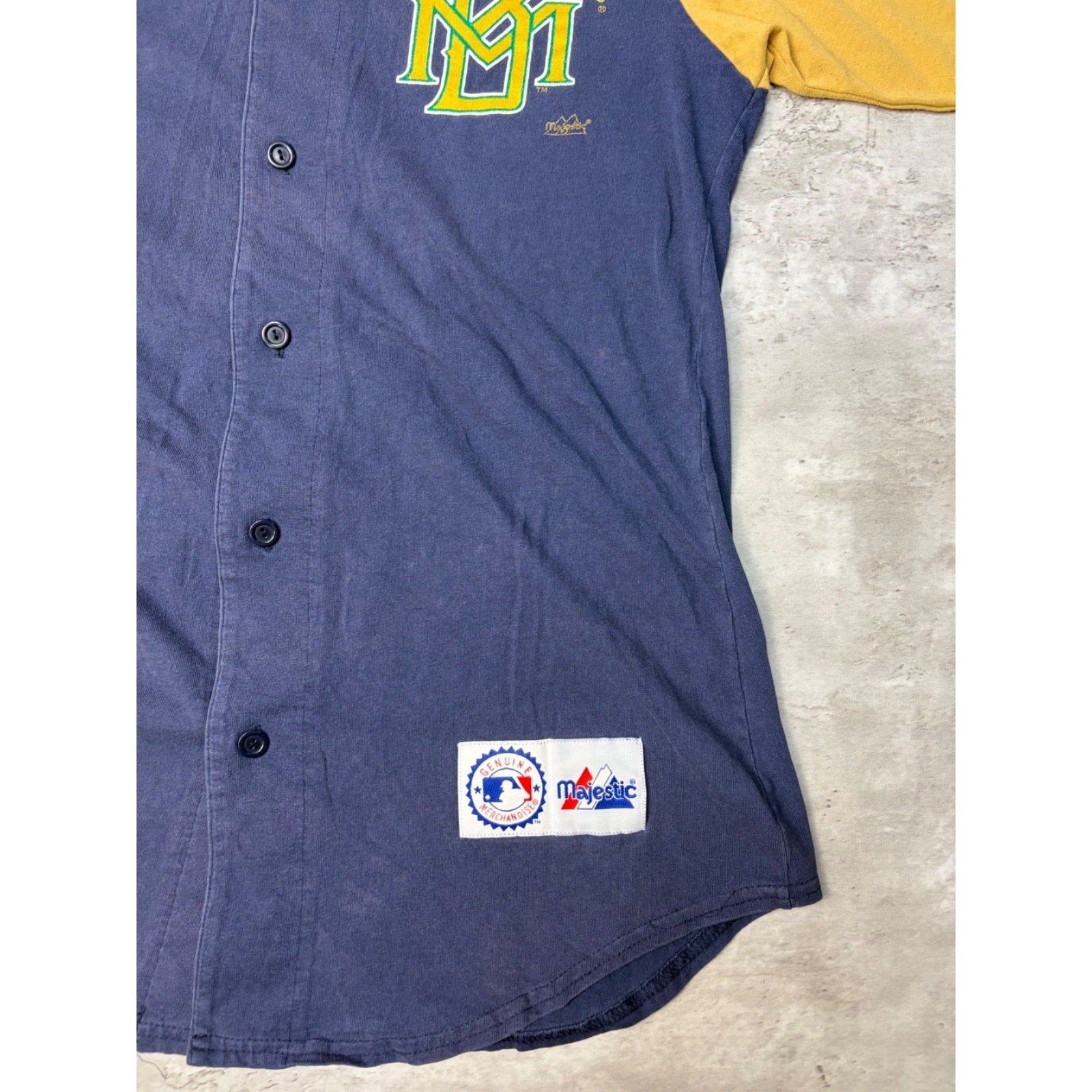 Vintage 90s Milwaukee Brewers MLB Graphic Logo Baseball Jersey Size Medium