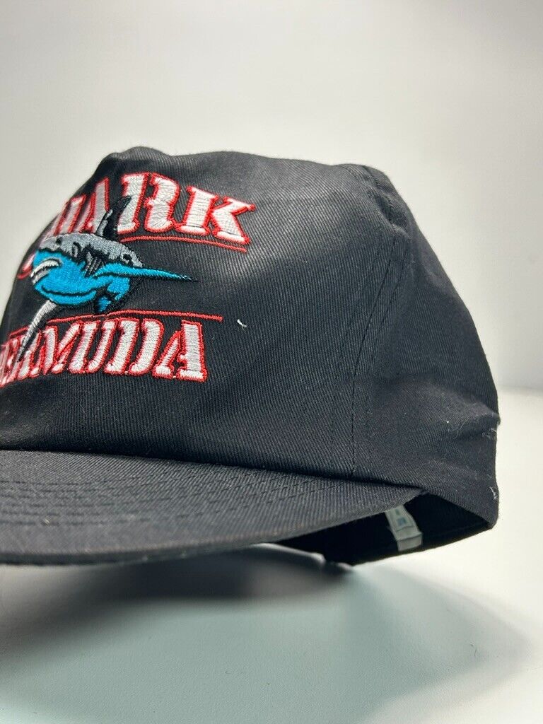 Vintage 90s Bermuda Shark Embroidered Destination Snapback Hat OSFA Black