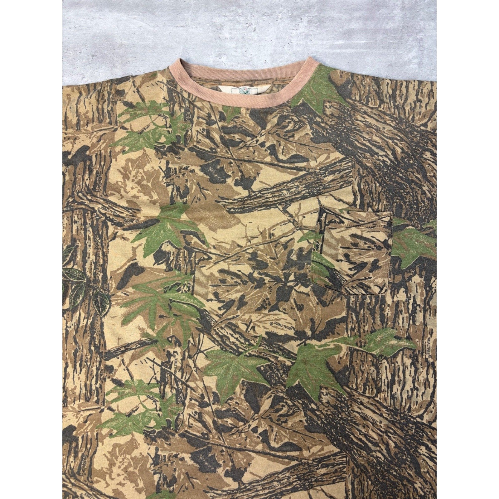 Vintage 80s/90s Redhead Realtree Camo Hunting T-Shirt Size XL