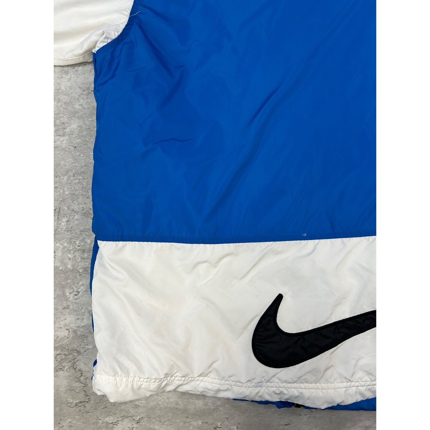 Vintage 2000s Nike Embroidered Swoosh Nylon Full Zip Jacket Size Large