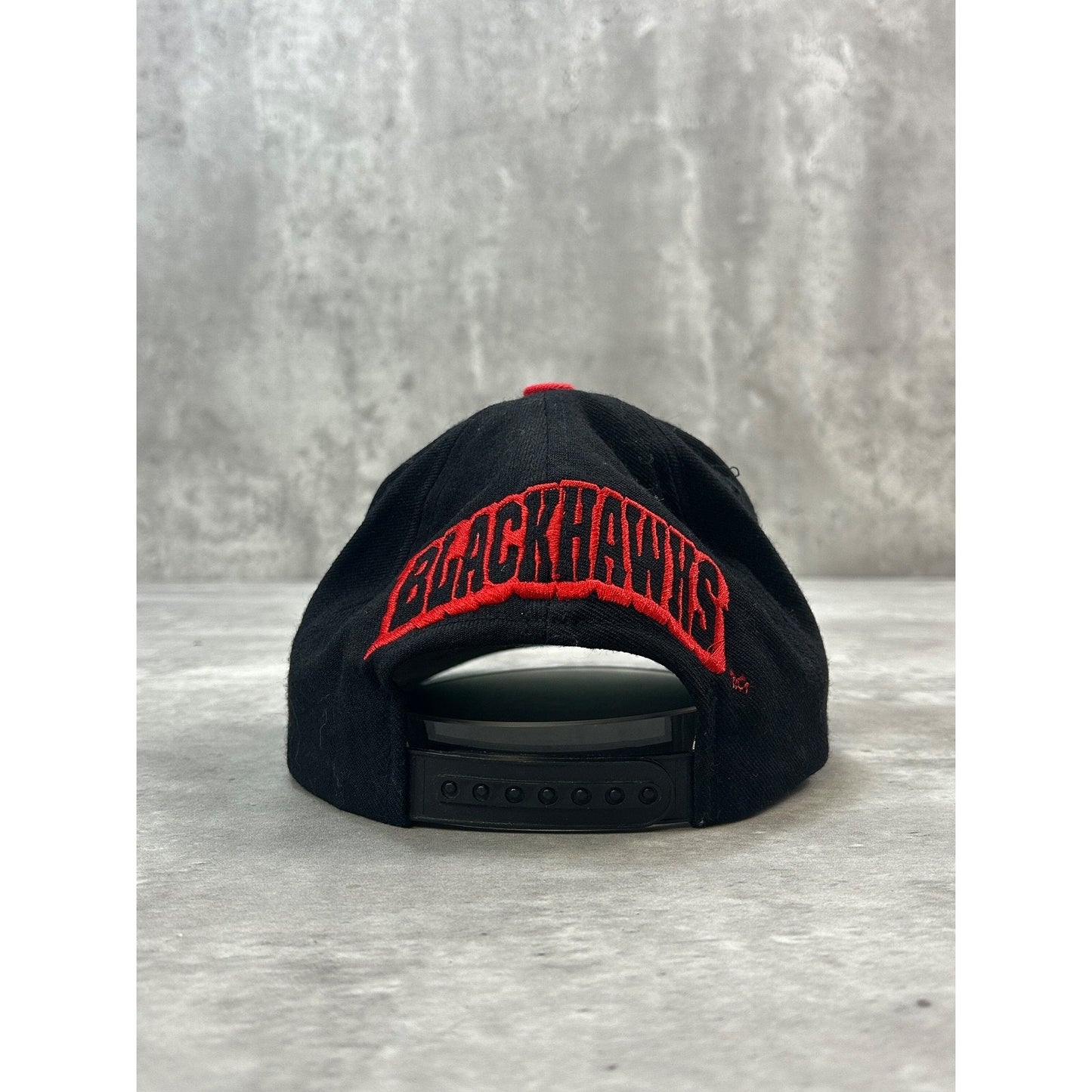Vintage 90s Chicago Blackhawks NHL Embroidered Big Logo Snapback Hat OSFA