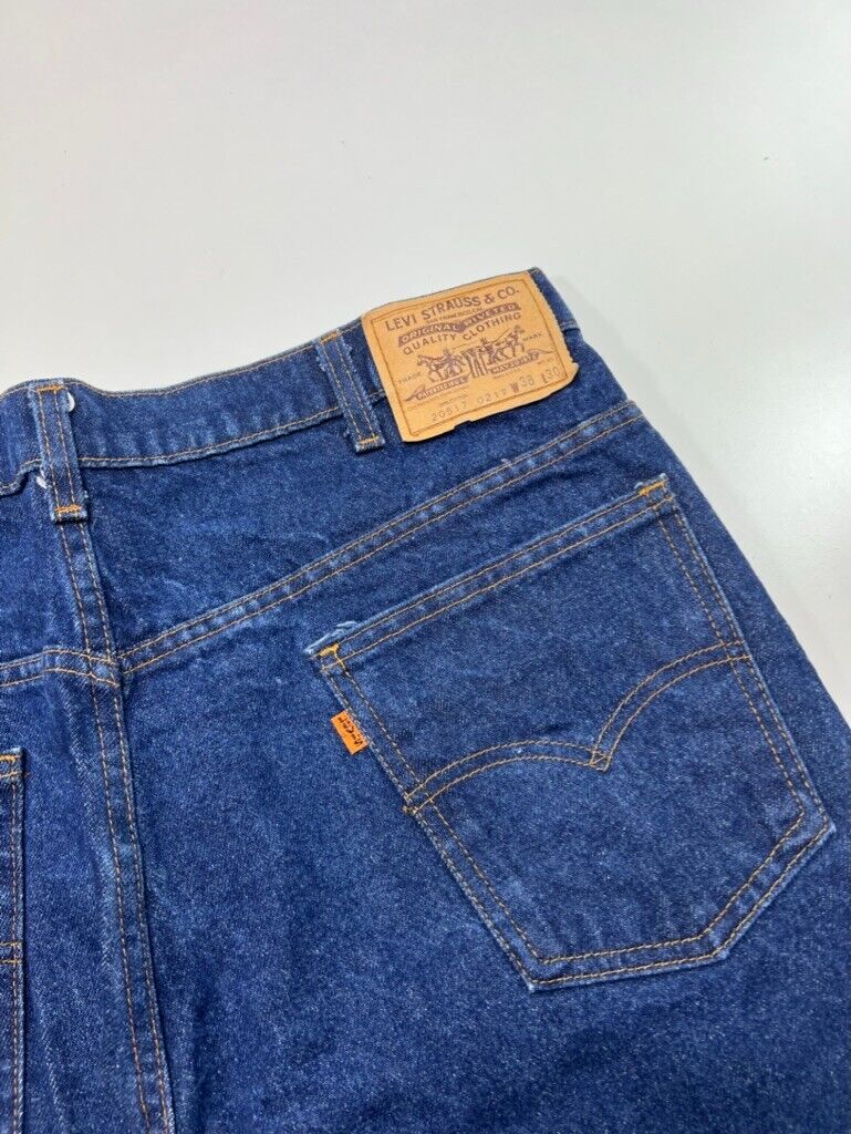 Vintage 80s/90s Levi's Dark Wash Flaired Denim Pants Size 38