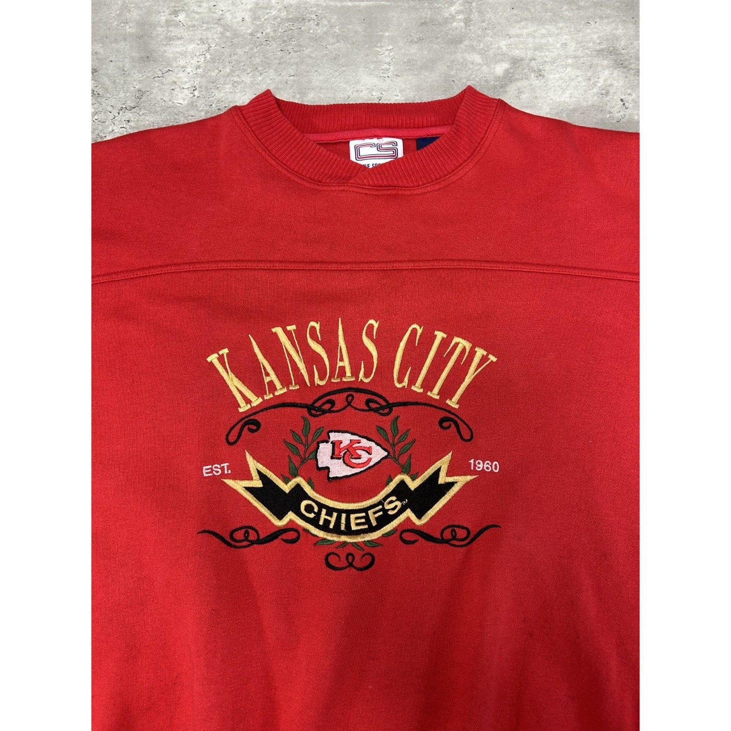 Vintage 90s Kansas City Chiefs NFL Embroidered Logo Football Sweatshirt Size XL