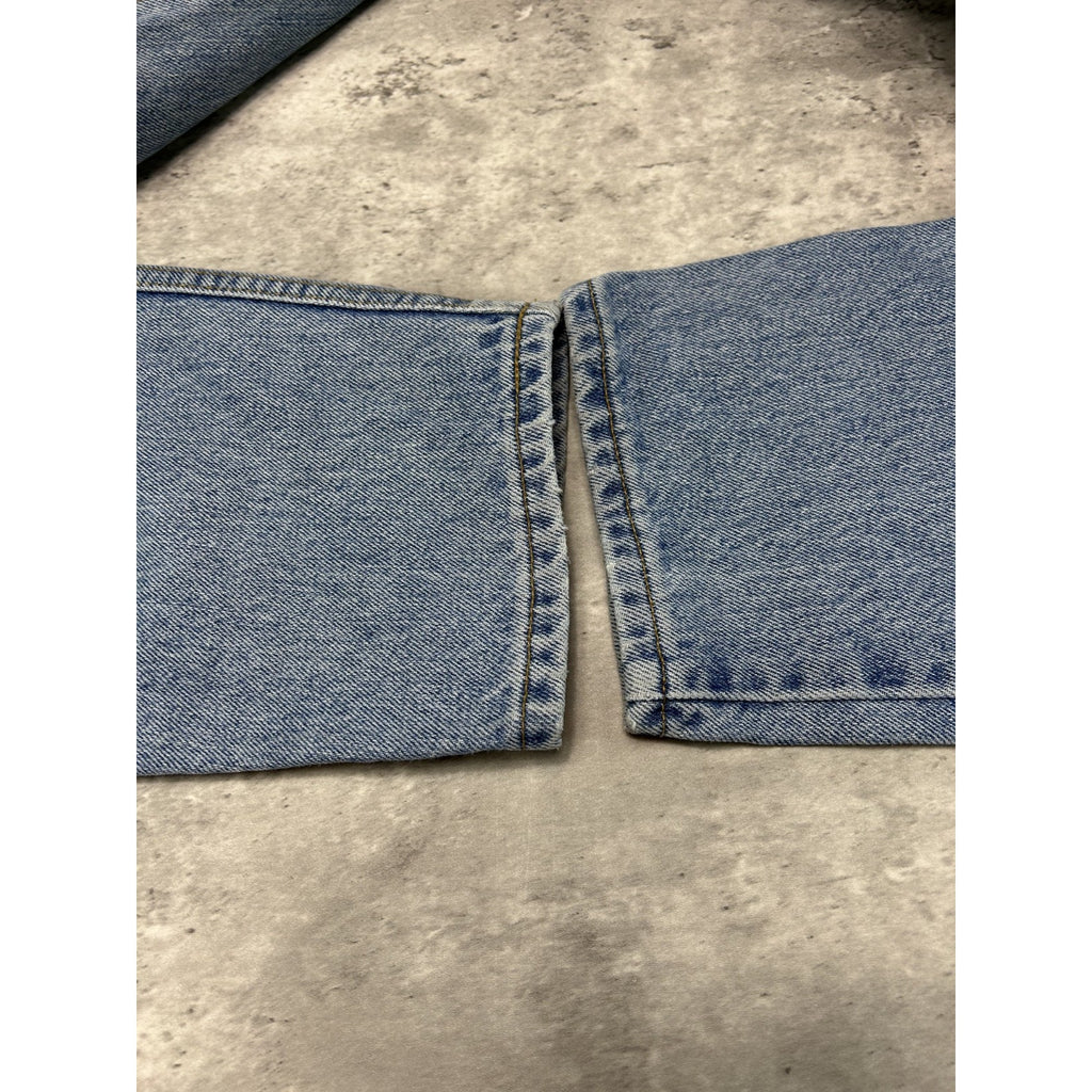 Vintage 90s Womens Levis 550 Red Tab Light Wash Denim Pants Size 33 Blue
