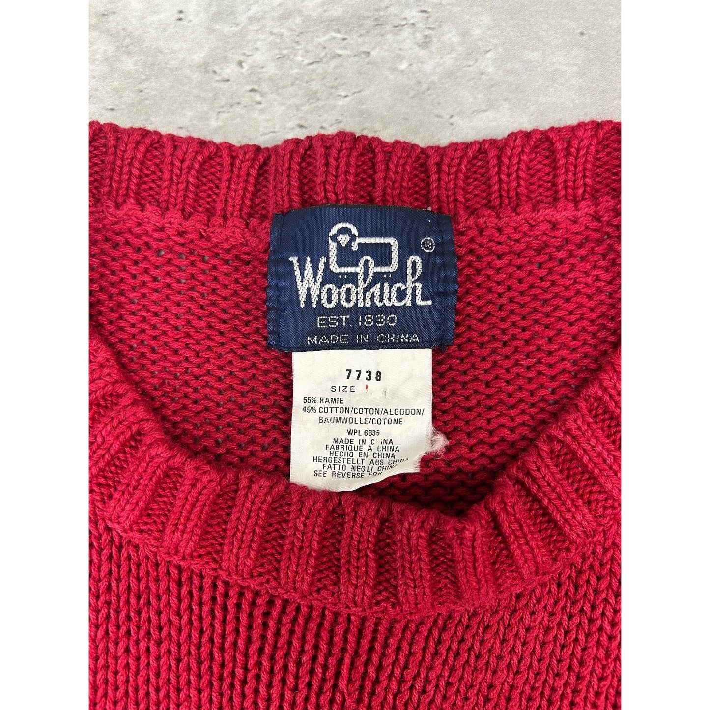 Vintage 90s Woolrich Aztec Style Pullover Knit Sweater Size Large