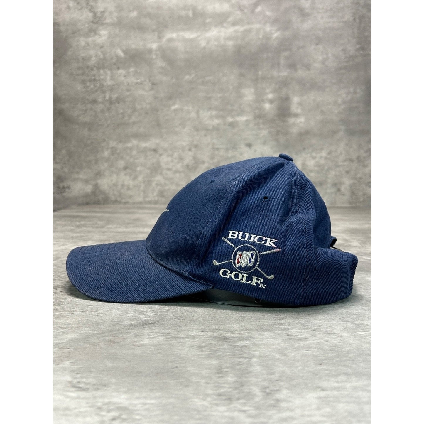 Vintage Tiger Woods Nike Buick Golf Embroidered Swoosh Strapback Hat OSFA