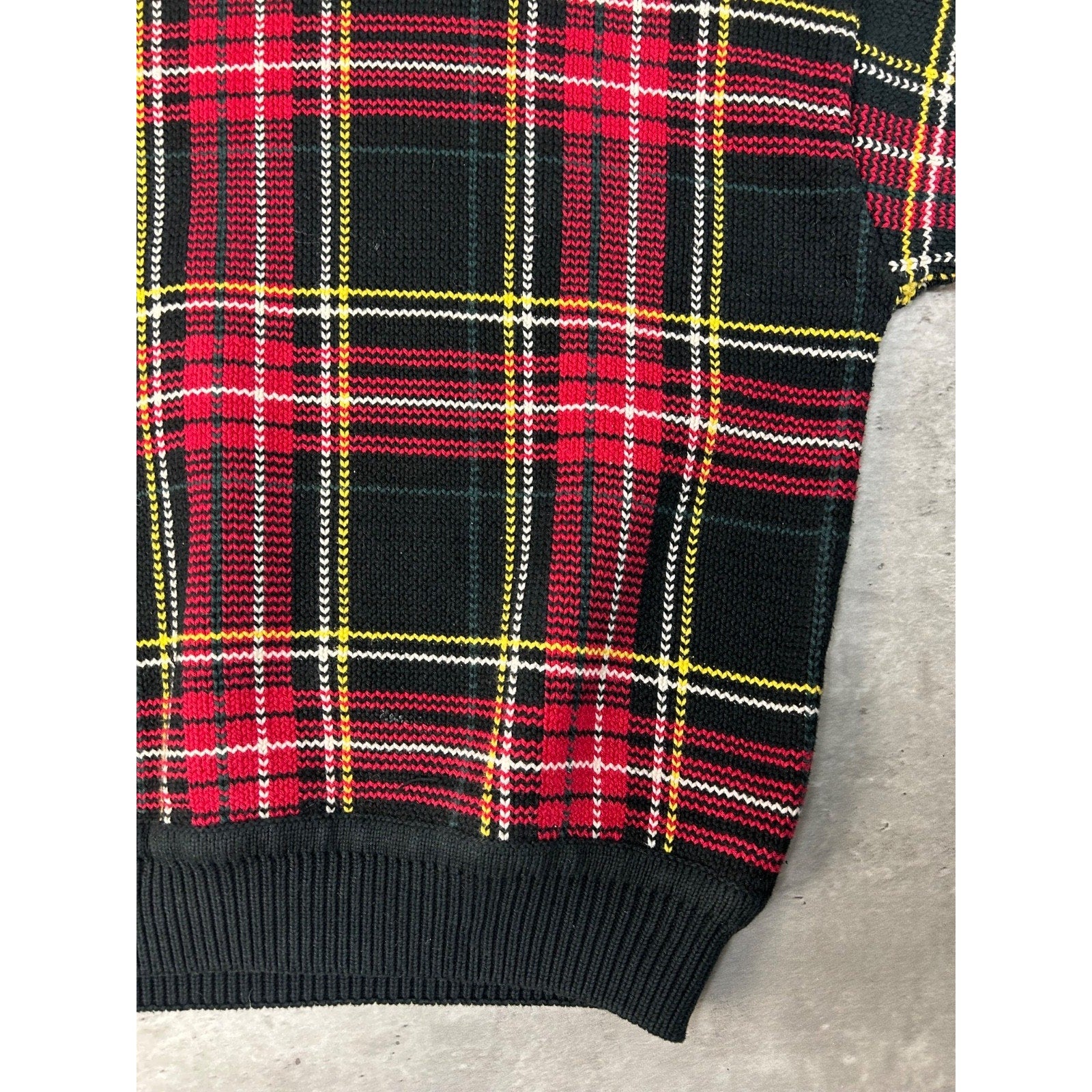 Vintage 90s Plaid Print Pullover Ribbed Knit Sweater Size Large