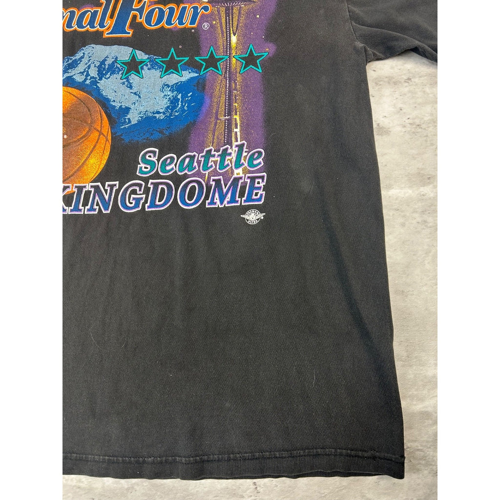 Vintage 1995 NCAA March Madness Final Four Graphic T-Shirt Size Large