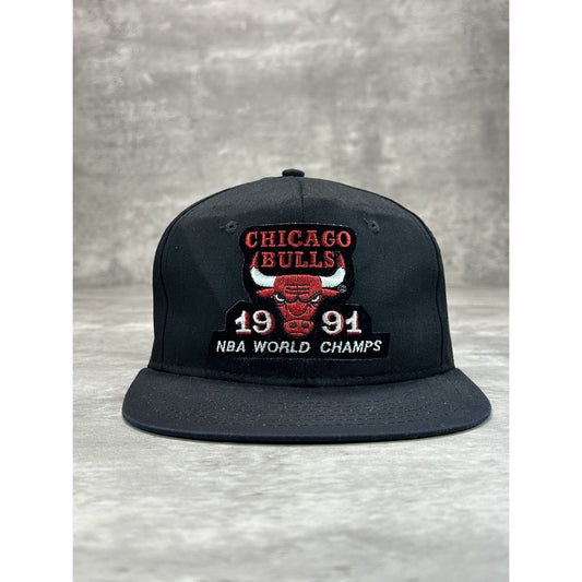 Vintage 1991 Chicago Bulls NBA World Champions Embroidered Snapback Hat OSFA