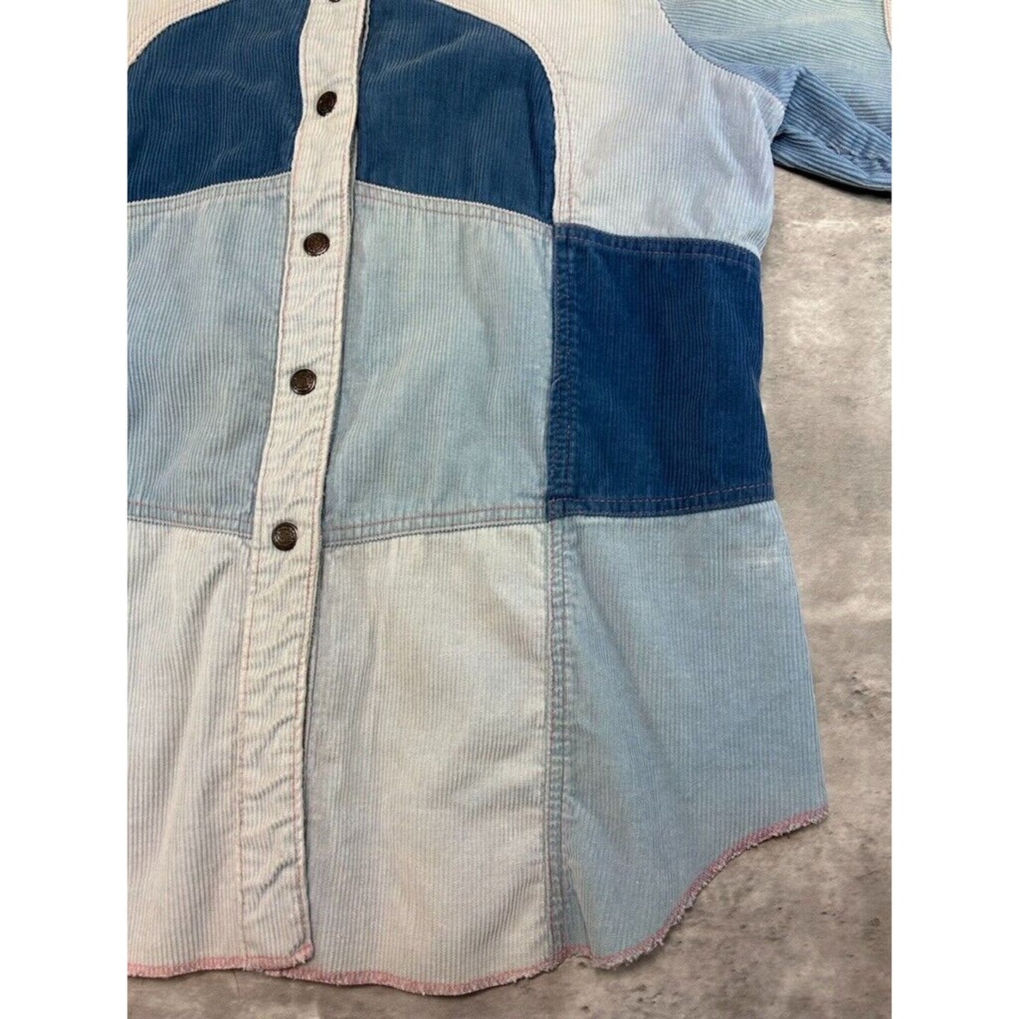 Vintage 1970s Monrose Knitwear Corduroy Pattern Button Up Shirt Size Medium