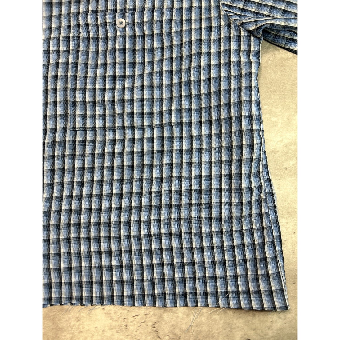Vintage Designs Single Pocket Plaid Cropped Button Up Shirt Size XL Blue