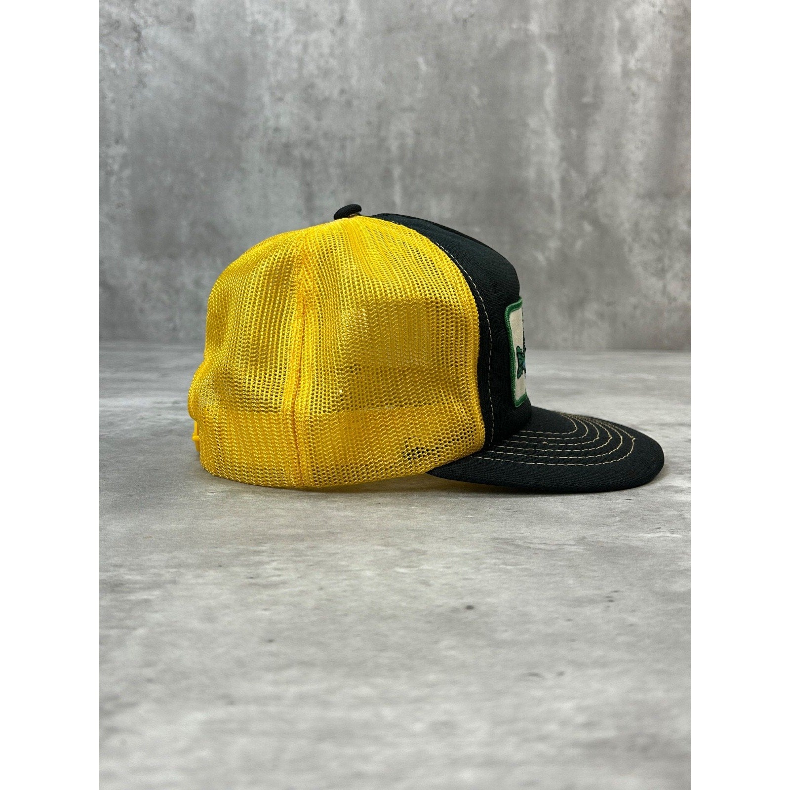Vintage 80s/90s Walleye Embroidered Patch Fishing Trucker Snapback Hat OSFA