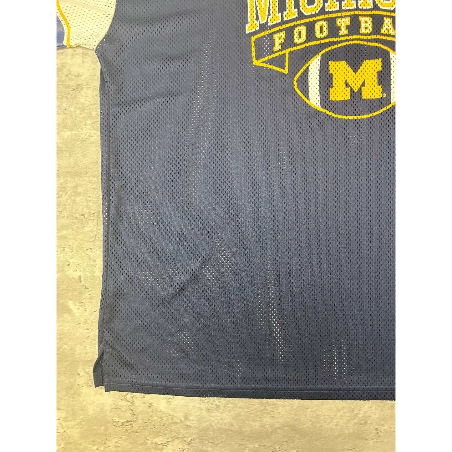 Vintage 90s Michigan Wolverines Football NCAA Jersey Jersey Size XL