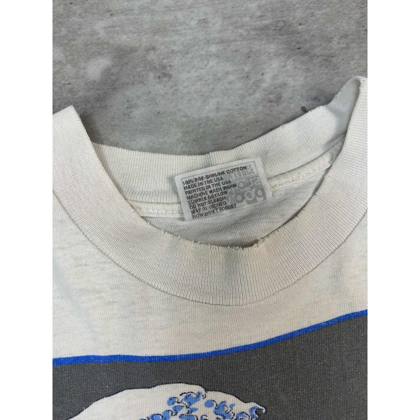 Vintage 90s Hokusai The Great Wave Art Graphic T-Shirt Size Large White